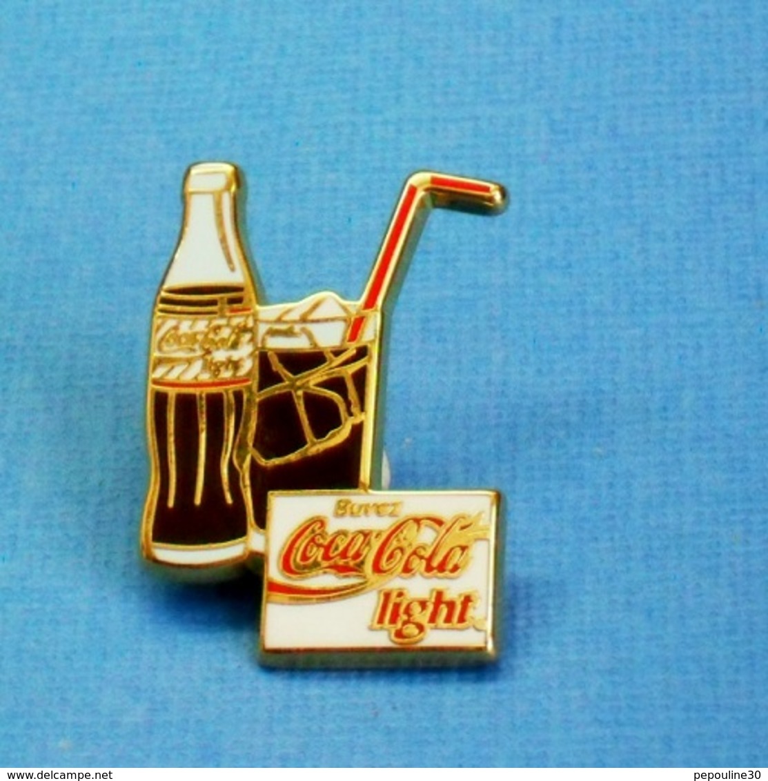 1 PIN'S //  ** COCA COLA LIGHT® ** . (Arthus Bertrand Paris) - Coca-Cola