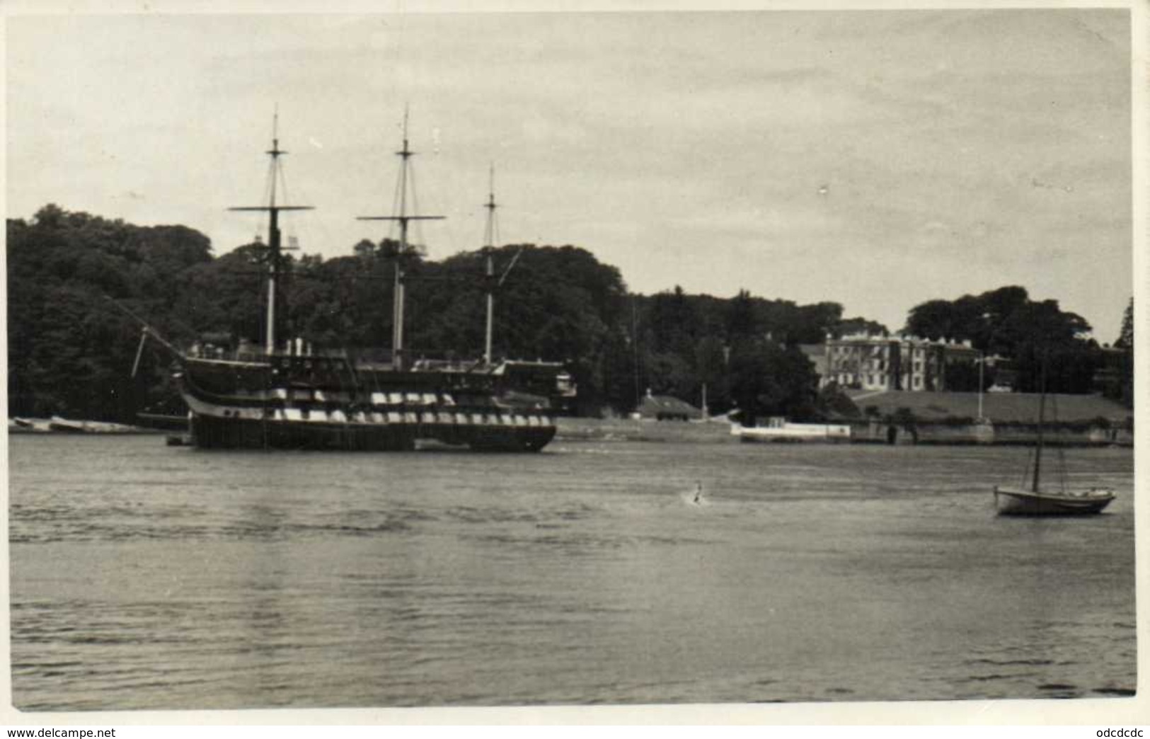 Carte Photo E.M. S  CONWAY IN THE MENAI STRAITS  RV - Voiliers