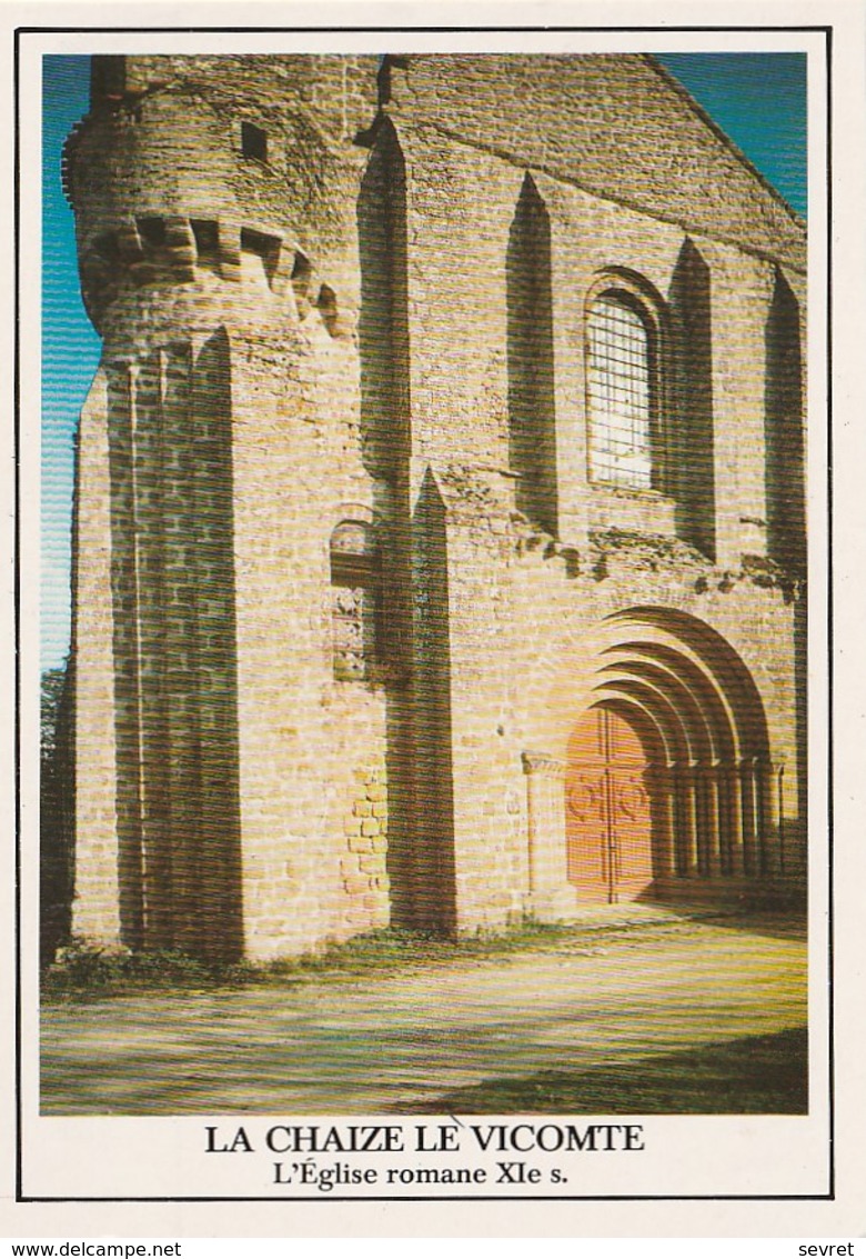LA CHAIZE-le-VICOMTE. - Façade Fortifiée De L'Eglise Romane - La Chaize Le Vicomte