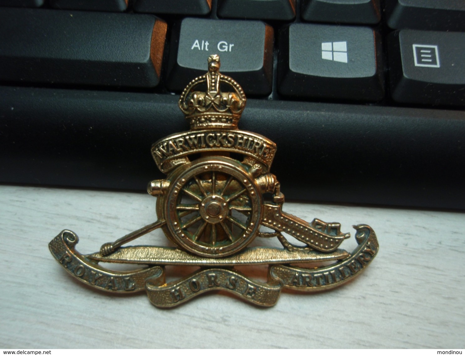 Cap Badge Royal Horse Artillery WARWICKSHIRE - 1914-18