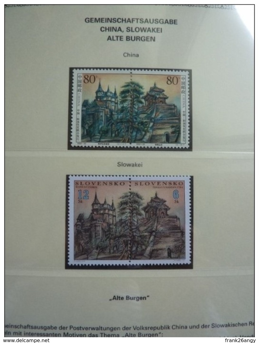 Emissioni Congiunte SLOVACCHIA 2002, Castles 2v [:], Joint Issue China 2 Serie Cpl. 4v. Nuovi** - Gemeinschaftsausgaben