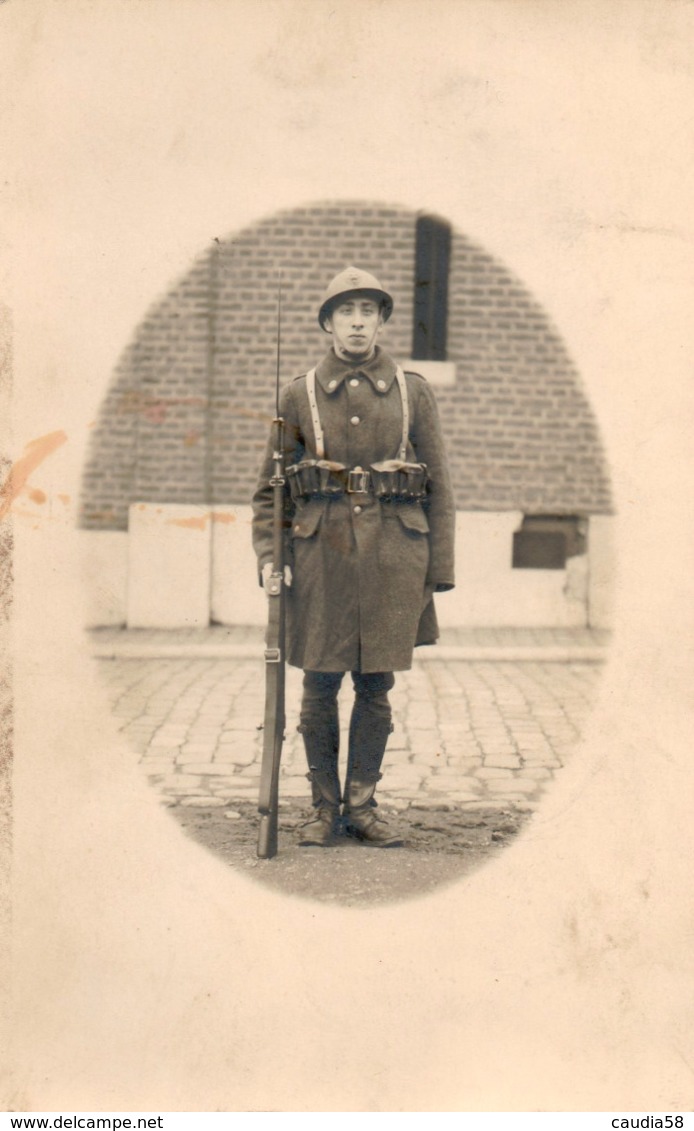 Soldat Armée Belge. - Uniformen