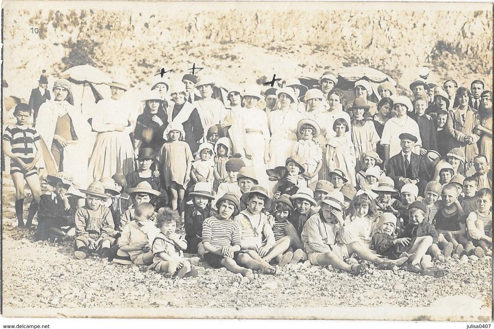 AULT (80) Carte Photo Groupe Sur La Plage Gros Plan - Ault