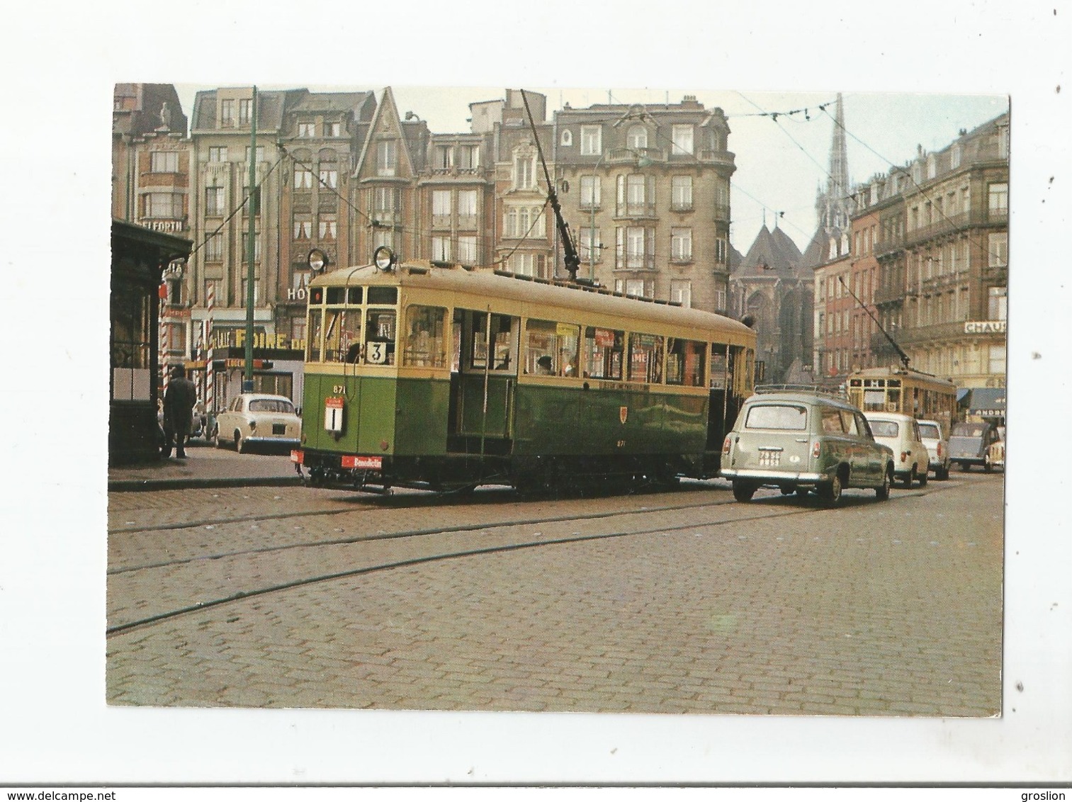 TRAMWAYS DE LILLE (TELB) MOTRICE A ESSIEUX TYPE 800 (1935 1936) VUE PRISE EN 1964 PLACE DE LA GARE A LILLE - Lille