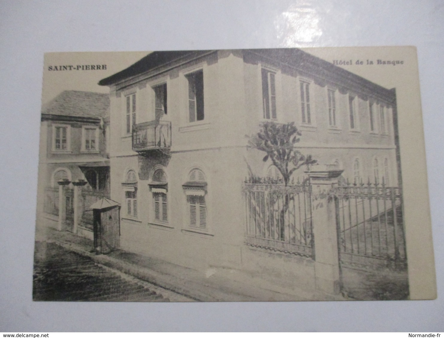 RARE CPA CPSM CP MARTINIQUE ANTILLES 972 SAINT-PIERRE V1915 - HÔTEL DE LA BANQUE - TBE NON CIRCULÉ - Autres & Non Classés