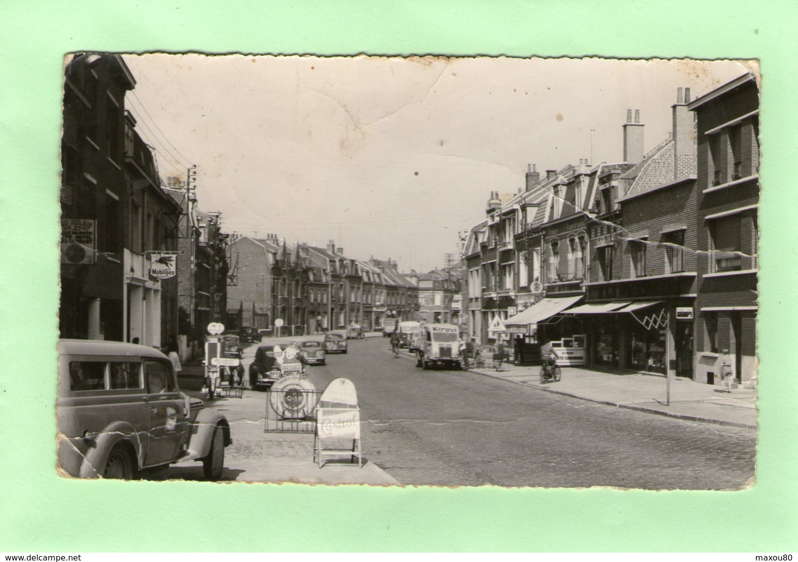 LA BASSEE - LA RUE DE LENS - (Vieilles Voitures- Pompe à Essence ) 1959 - - Autres & Non Classés