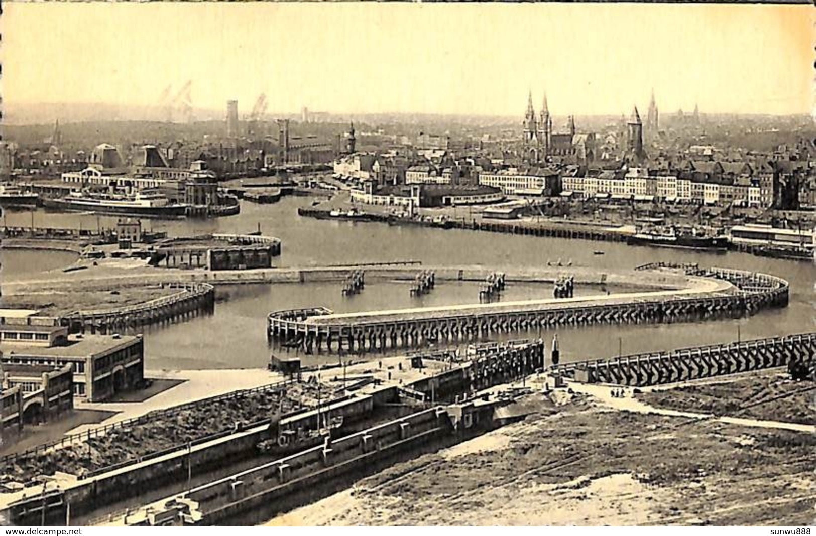 Ostende - Oostende - Vue Générale Du Port (librairie Internationale) - Oostende