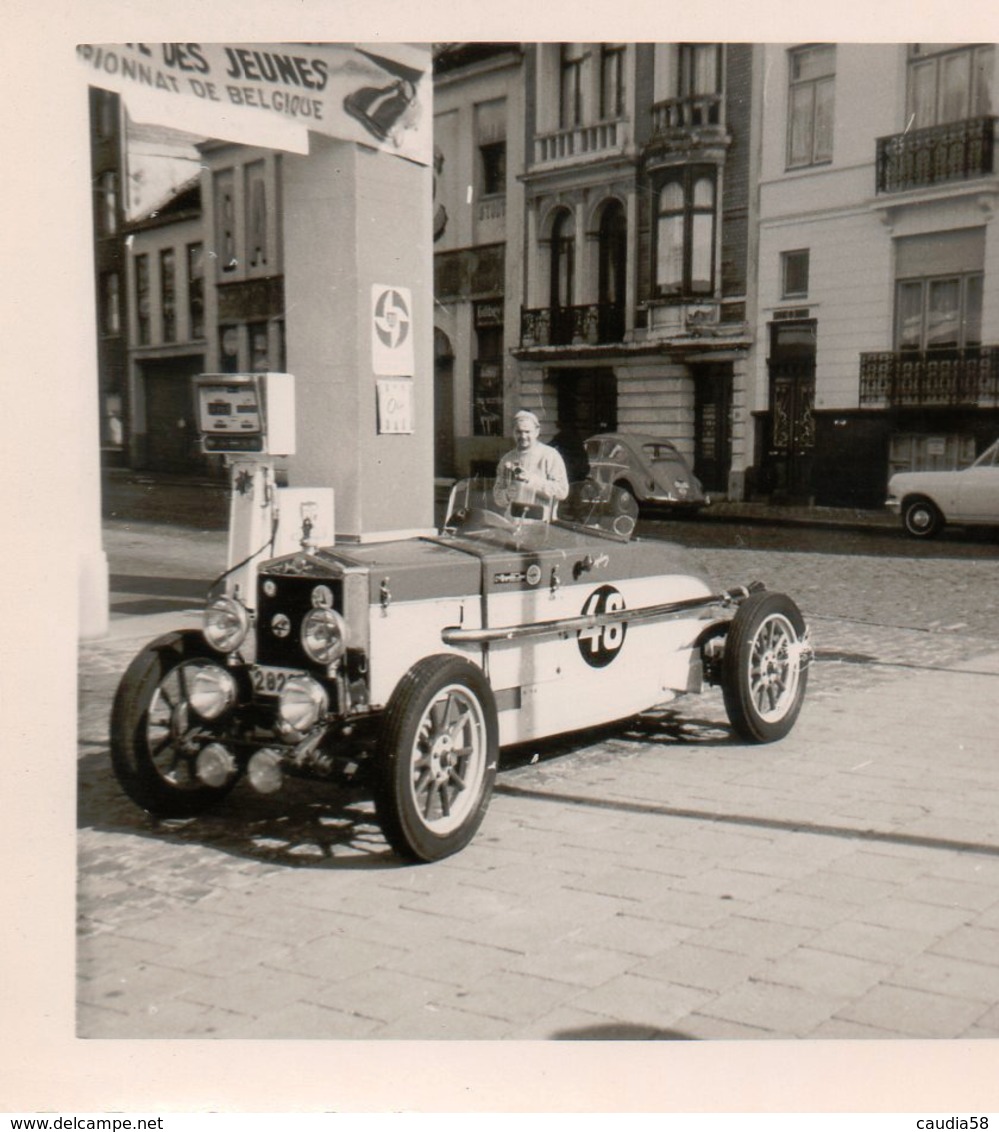 Voiture Ancienne, Championnat De Belgique. Cox, VW. - Automobiles