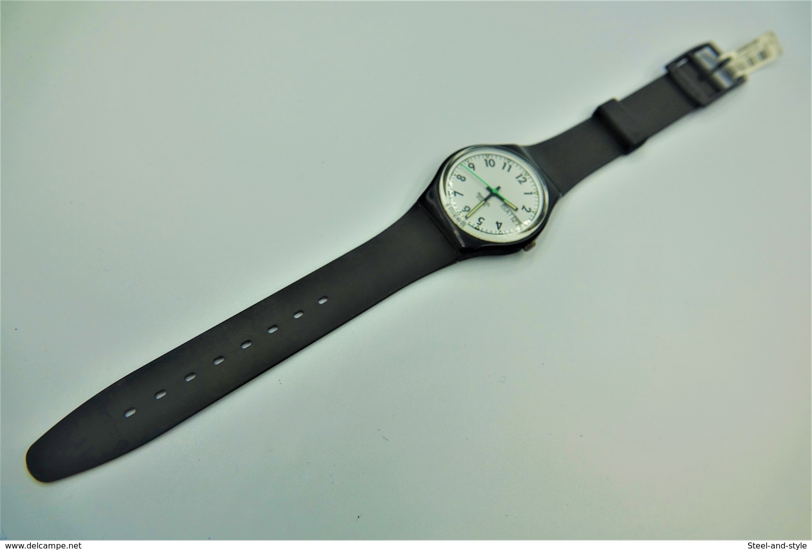 Watches : SWATCH  : The Originals Classic Cinque  - Nr. : GB727 - Original  - Running - Excelent - 1993 - New Band - Horloge: Modern