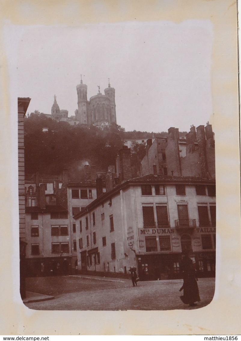 Photo Années 1900 LYON - Place Saint-Jean, Tailleur Dumas (A214) - Lyon 5