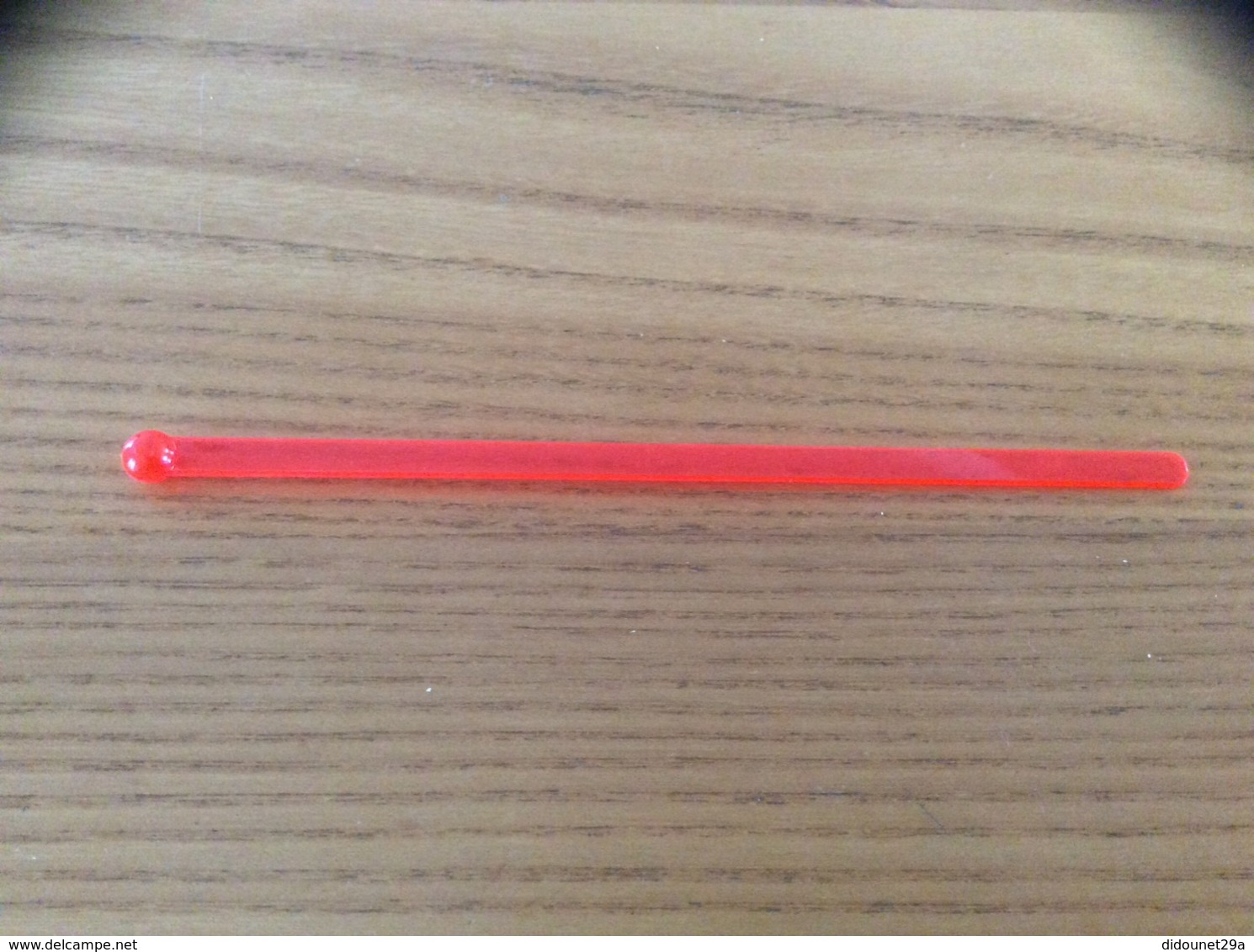 Touilleur "bâton" (rouge Transparent) - Swizzle Sticks