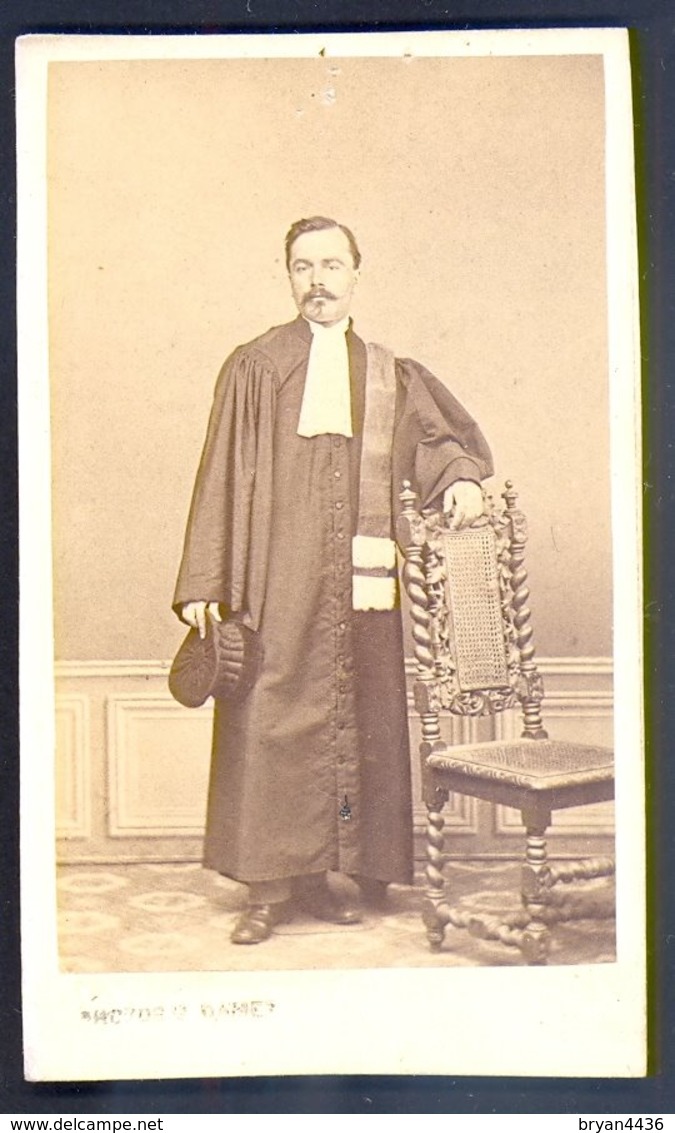 PHOTOGRAPHIE CDV - EPOQUE NAPOLEON III - AVOCAT - JUGE - JUSTICE - 1869 - PHOTOGRAPHE : DAMEZ à PARIS - Métiers