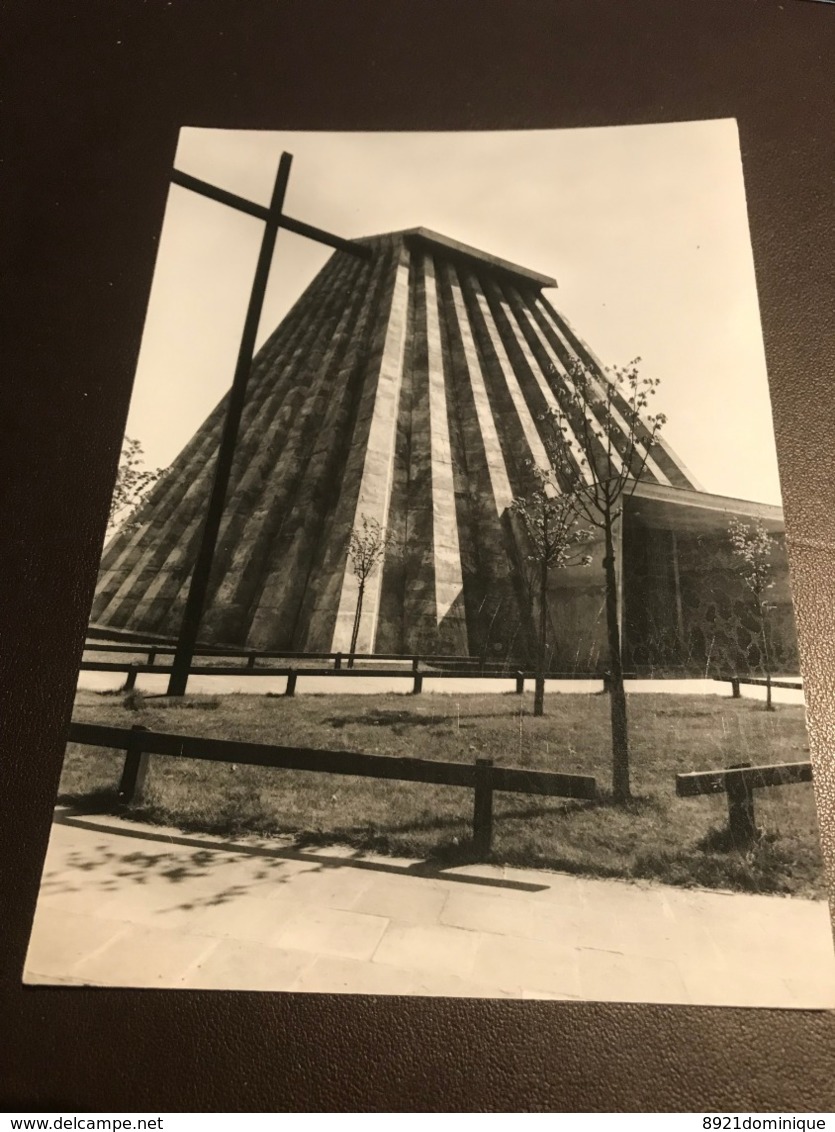 Harelbeke -  ZANDBERG: St. Ritakerk - Harelbeke