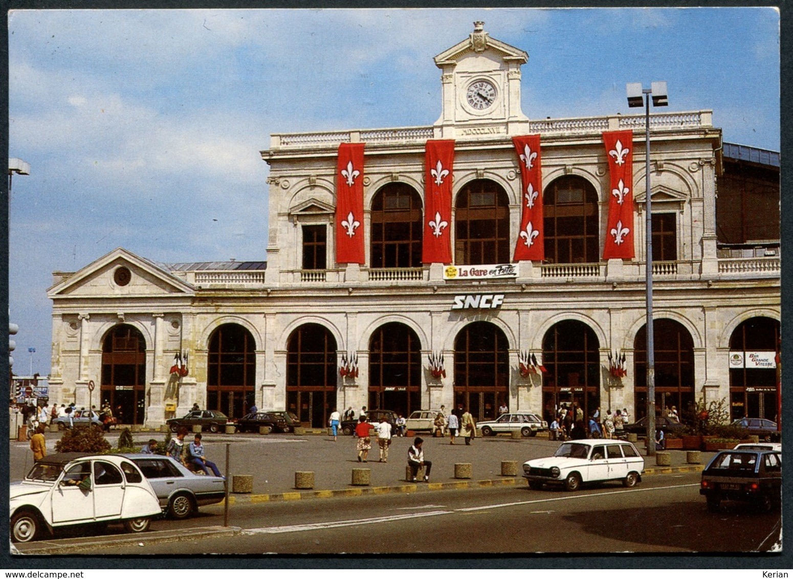 CPSM - Lille - La Gare - - Lille