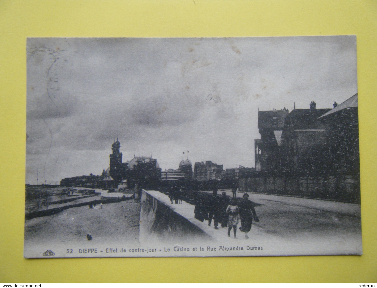 DIEPPE. Le Casino Et La Rue Alexandre Dumas. - Dieppe