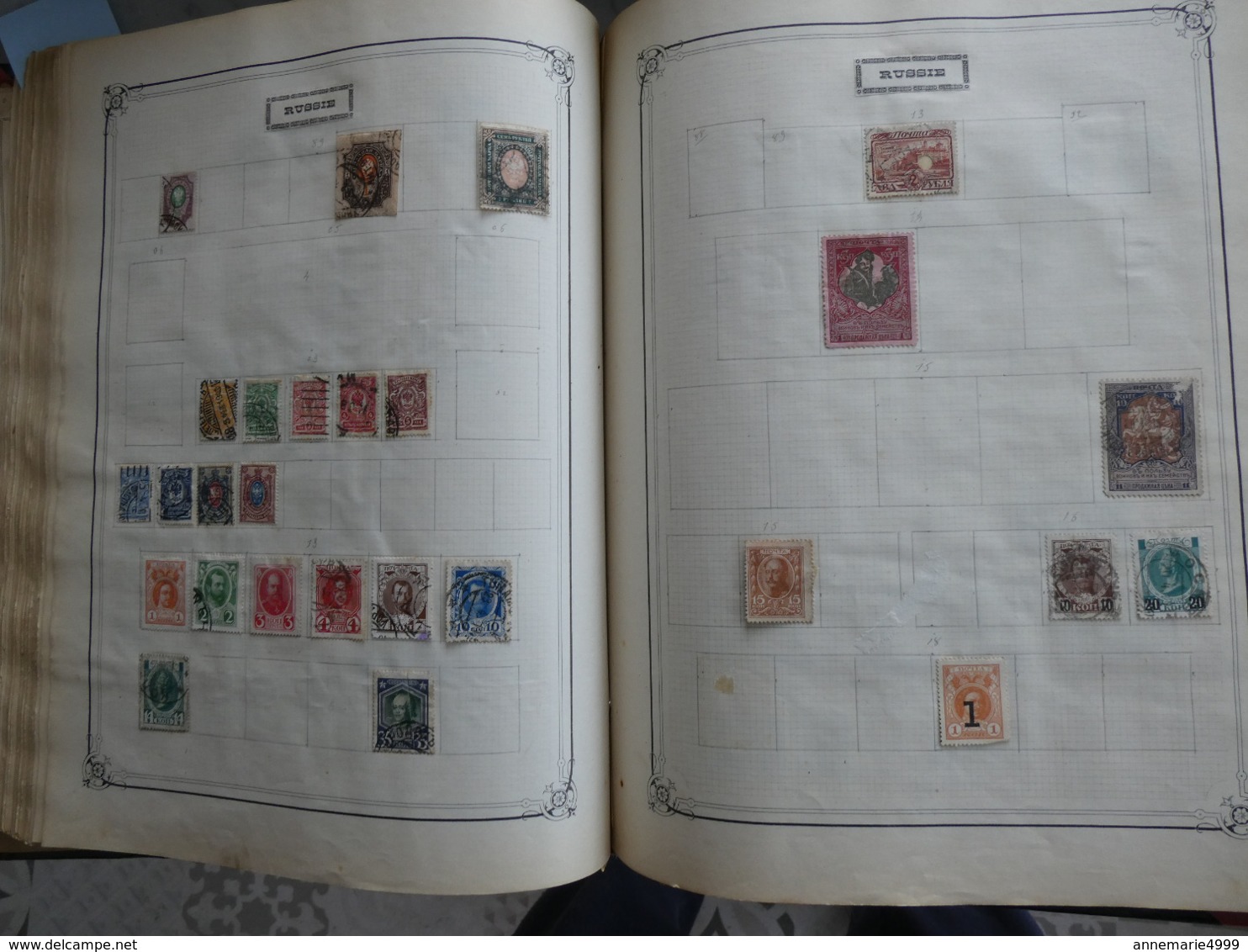 MONDE  Collection de plusieurs milliers de timbres anciens tous pays