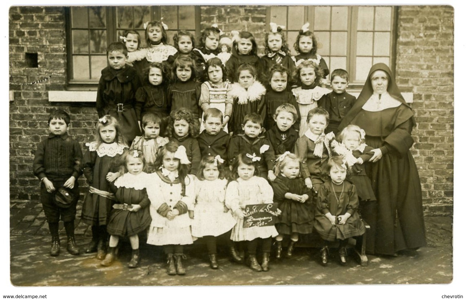 Dampremy : école Primaire. Soeur Désirée 1908. - Non Classés