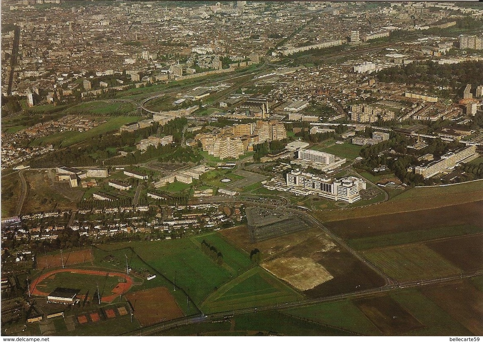 LILLE Vol Au Dessus De La Cité Hospitalière ( Stade ) - Lille