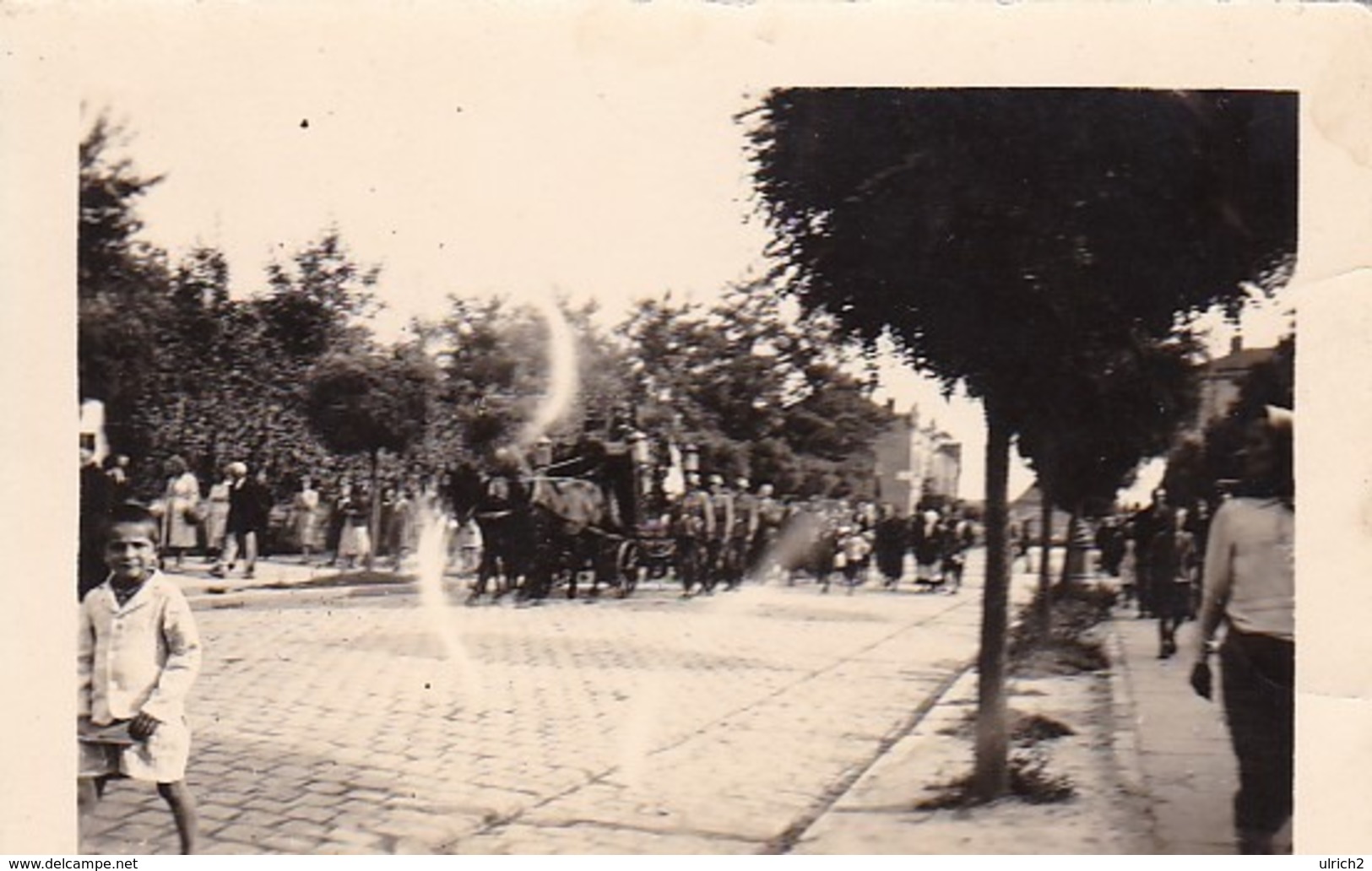 Foto Begräbniszug Mit Militär - Polen - Ca. 1920 - 8*5,5cm (44450) - Krieg, Militär