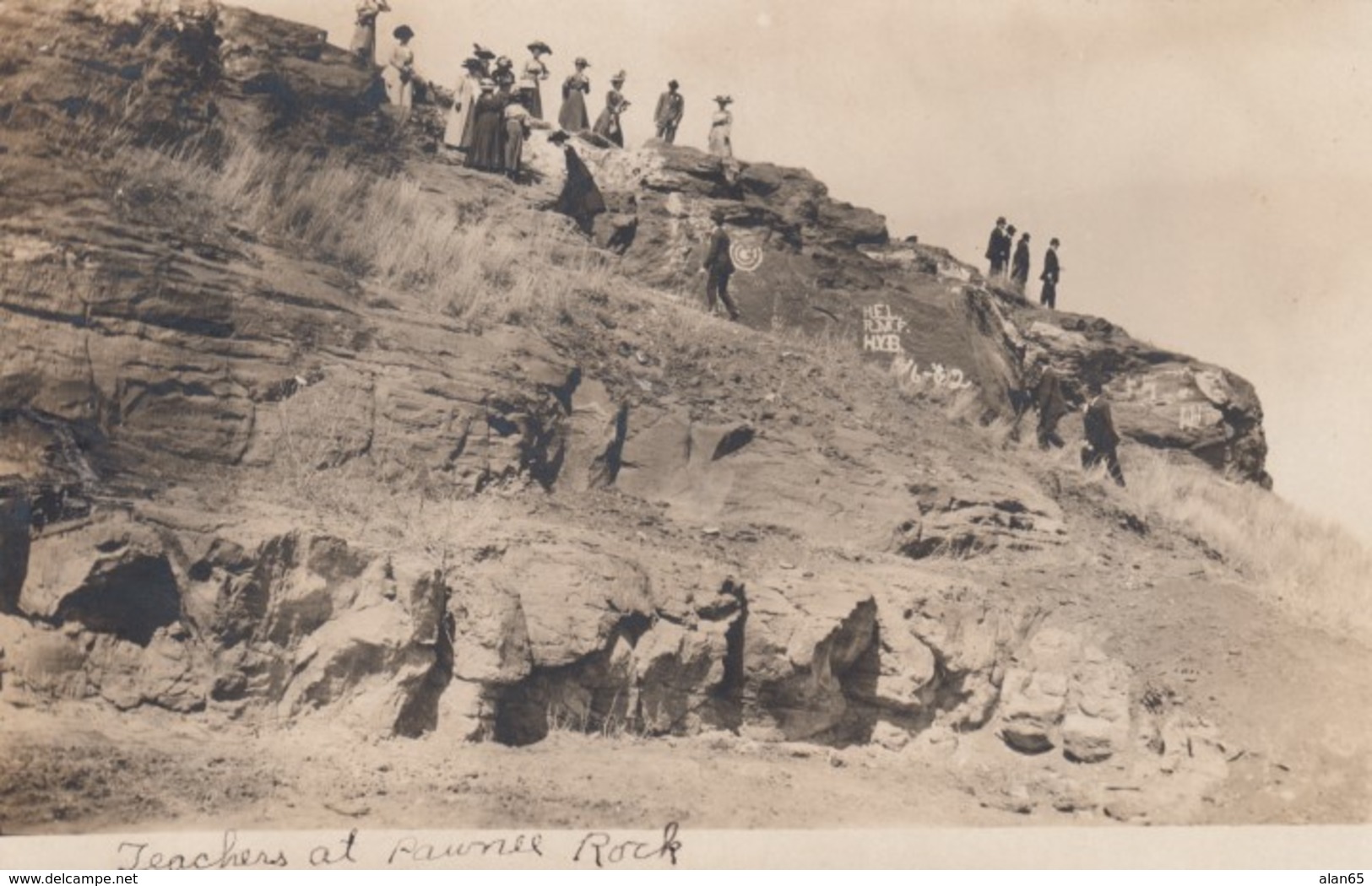 Teachers At Pawnee Rock Kansas, Sante Fe Trail Landmark, C1900s/10s Vintage Real Photo Postcard - Altri & Non Classificati