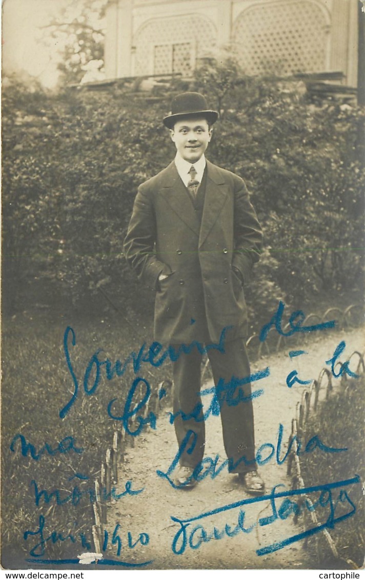 Carte Photo Du Chanteur Et Parolier Paul Senga (1881-1932) Avec Autographe De 1910 - Musique Et Musiciens