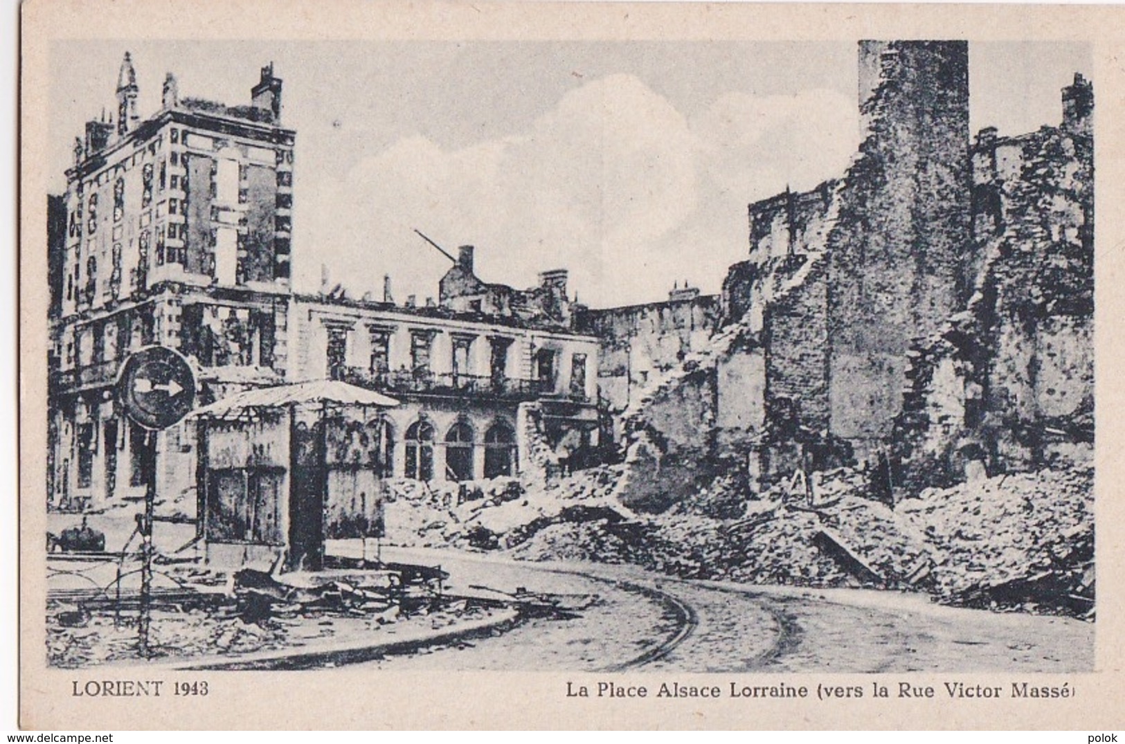 Bv - Cpa LORIENT 1943 - La Place Alsace Lorraine Vers La Rue Victor Massé (Coll. Pin N° 24) - Lorient