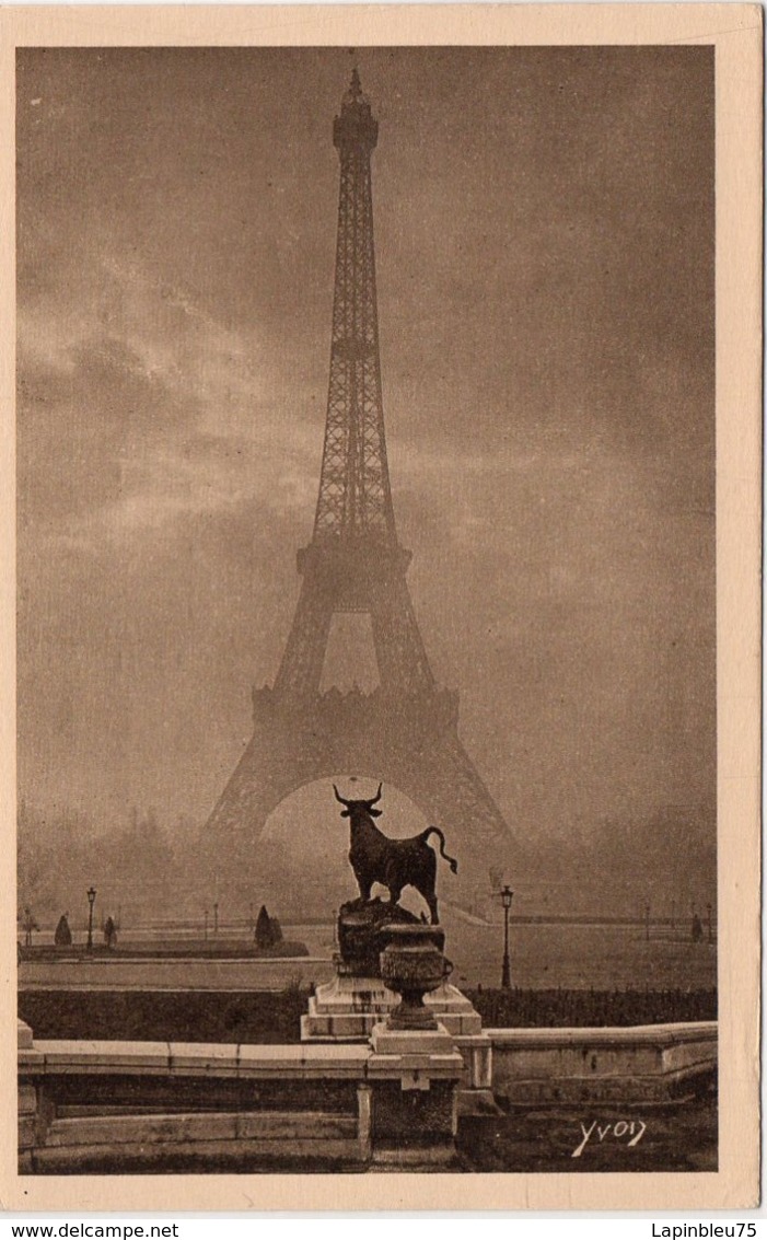 CP 75 Paris Tour Eiffel La 3 Paris Pittoresque Yvon - Tour Eiffel