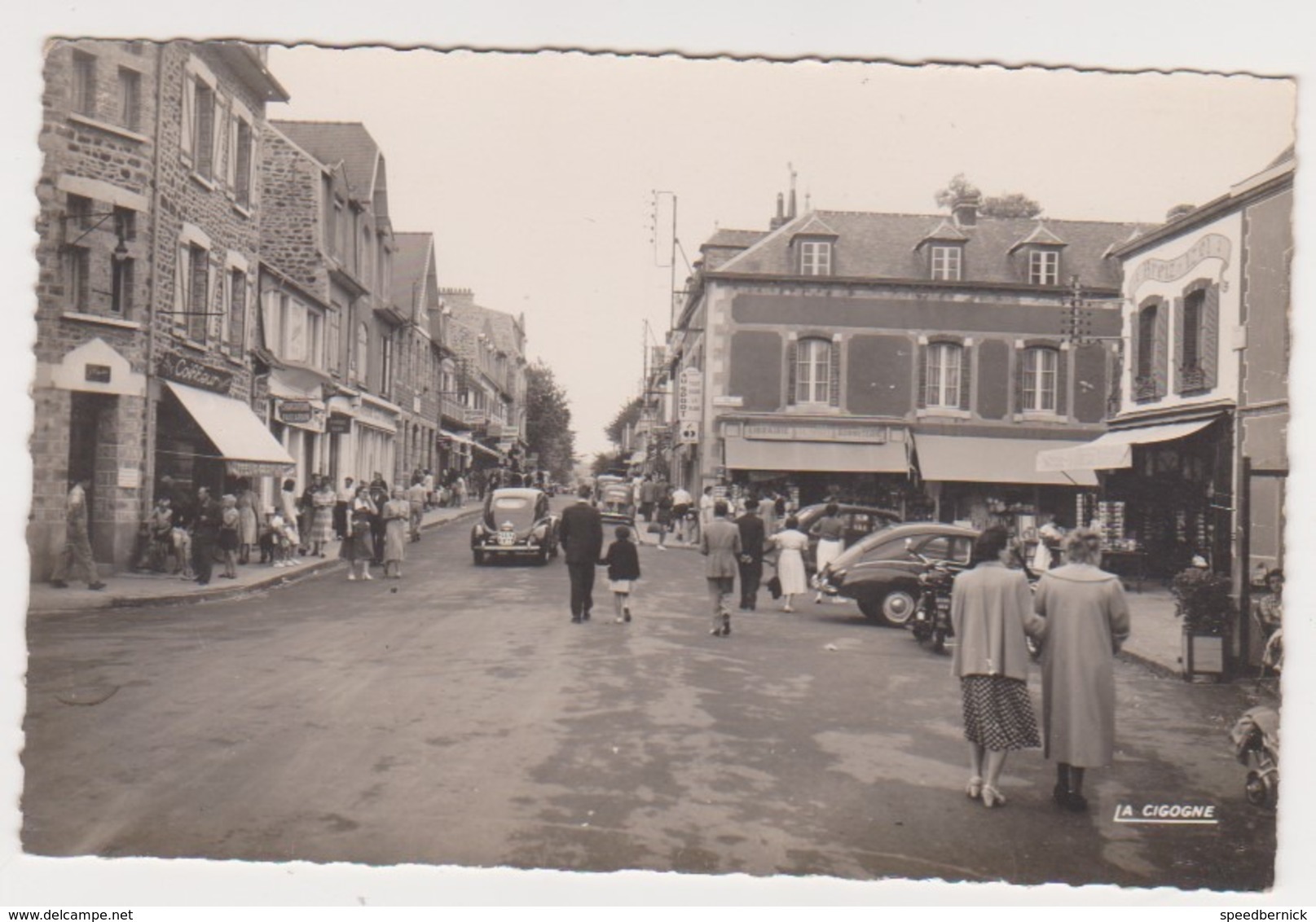 27117 Cpsm -VAL ANDRE Pleneuf -22- Cigogne -22.186.50 Le Centre Voiture 2157 E 44 Magasin Breiz-izel - Pléneuf-Val-André