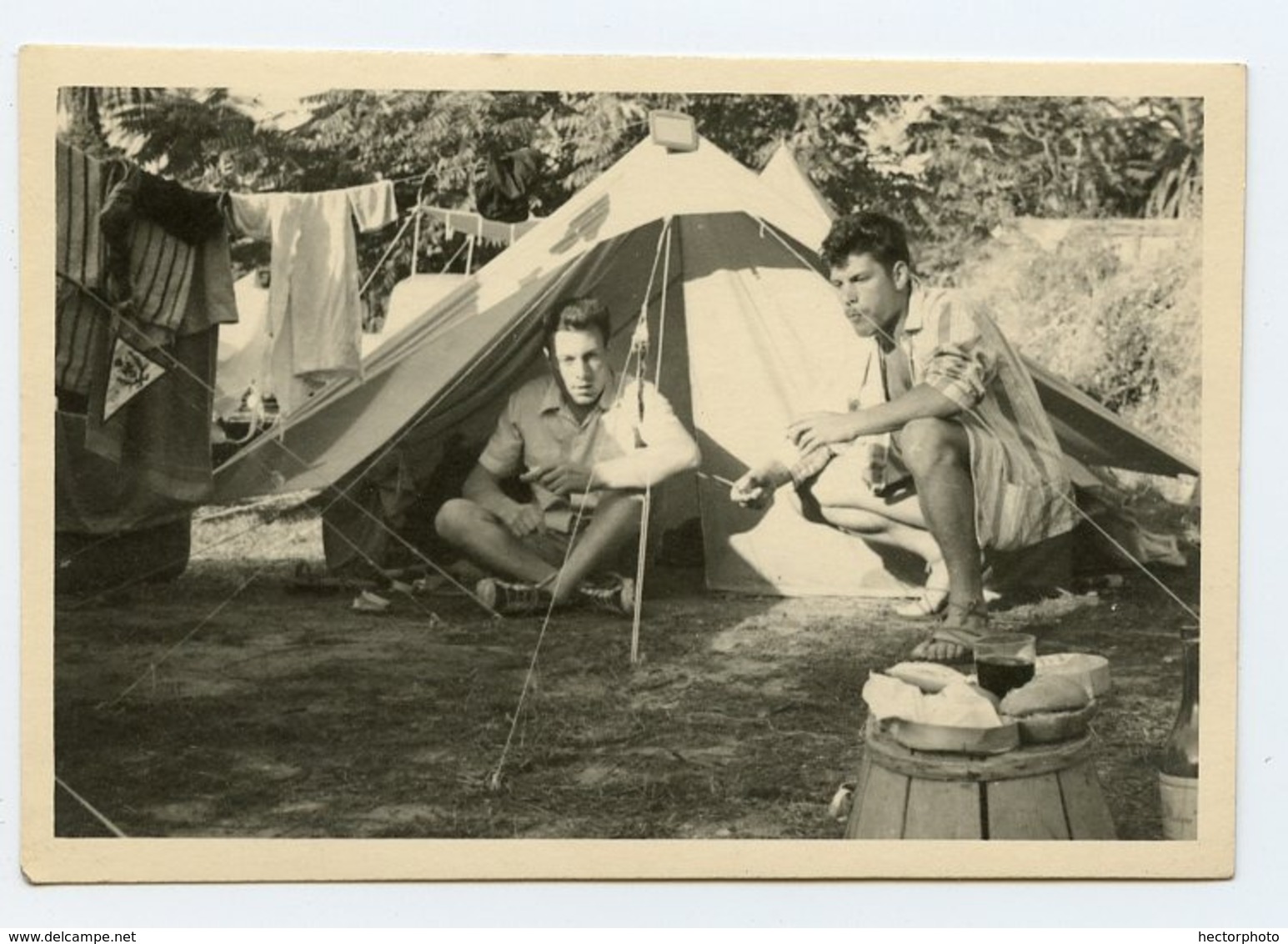 Homme Man Vacances Camping Tente Bon Temps Pique Nique Linge Soleil Playboy Gay Camp 50s Amateur Tent - Personas Anónimos