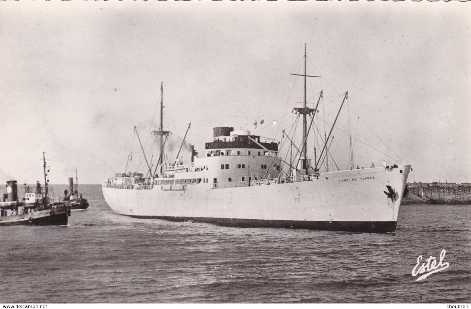 76. DIEPPE. BATEAU. ARRIVÉE DU BANANIER  " FORT DE FRANCE  " - Dieppe