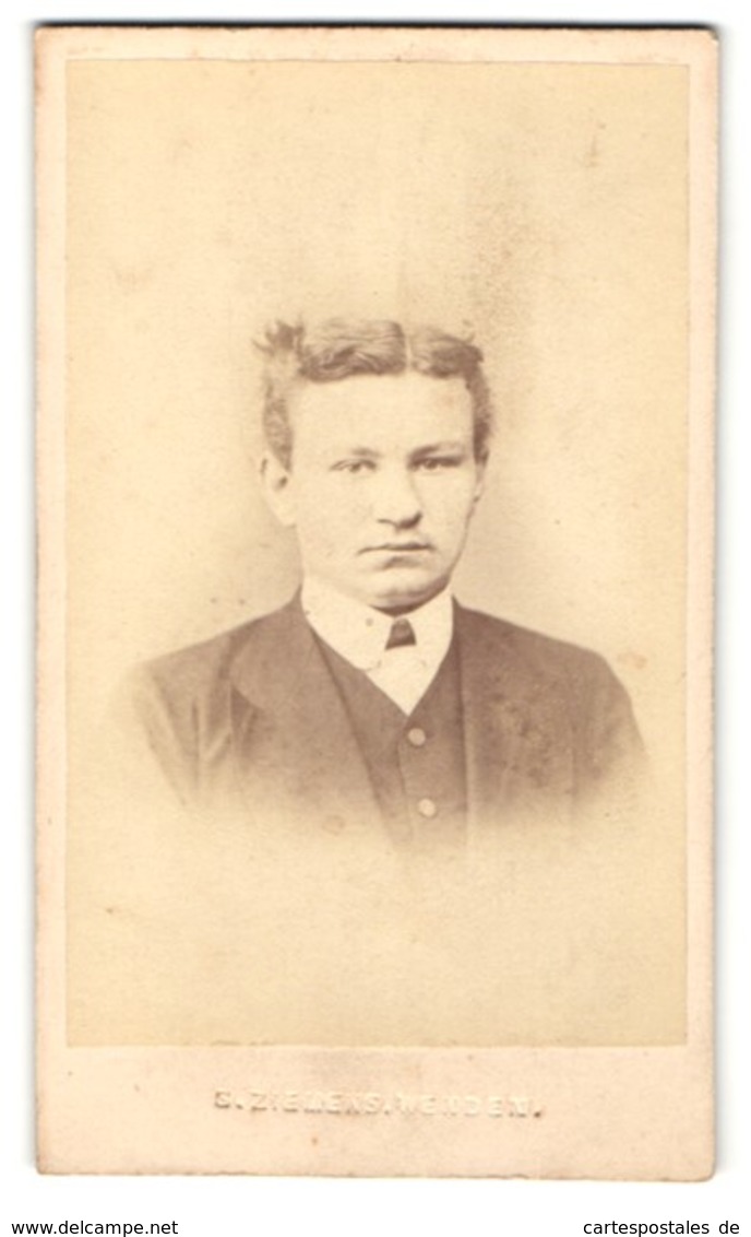 Fotografie G. Ziemens, Wenden, Portrait Junger Mann Mit Zeitgenöss. Frisur - Anonyme Personen