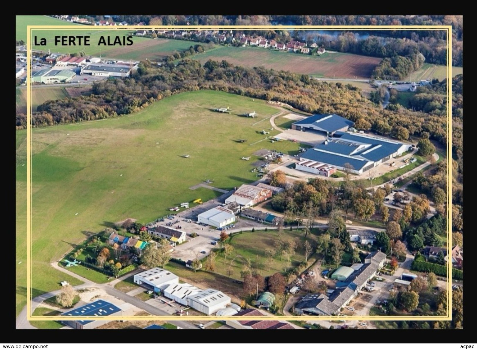 91  La  FERTE  ALAIS   - Vue   Aerienne De L'aerodrome - La Ferte Alais