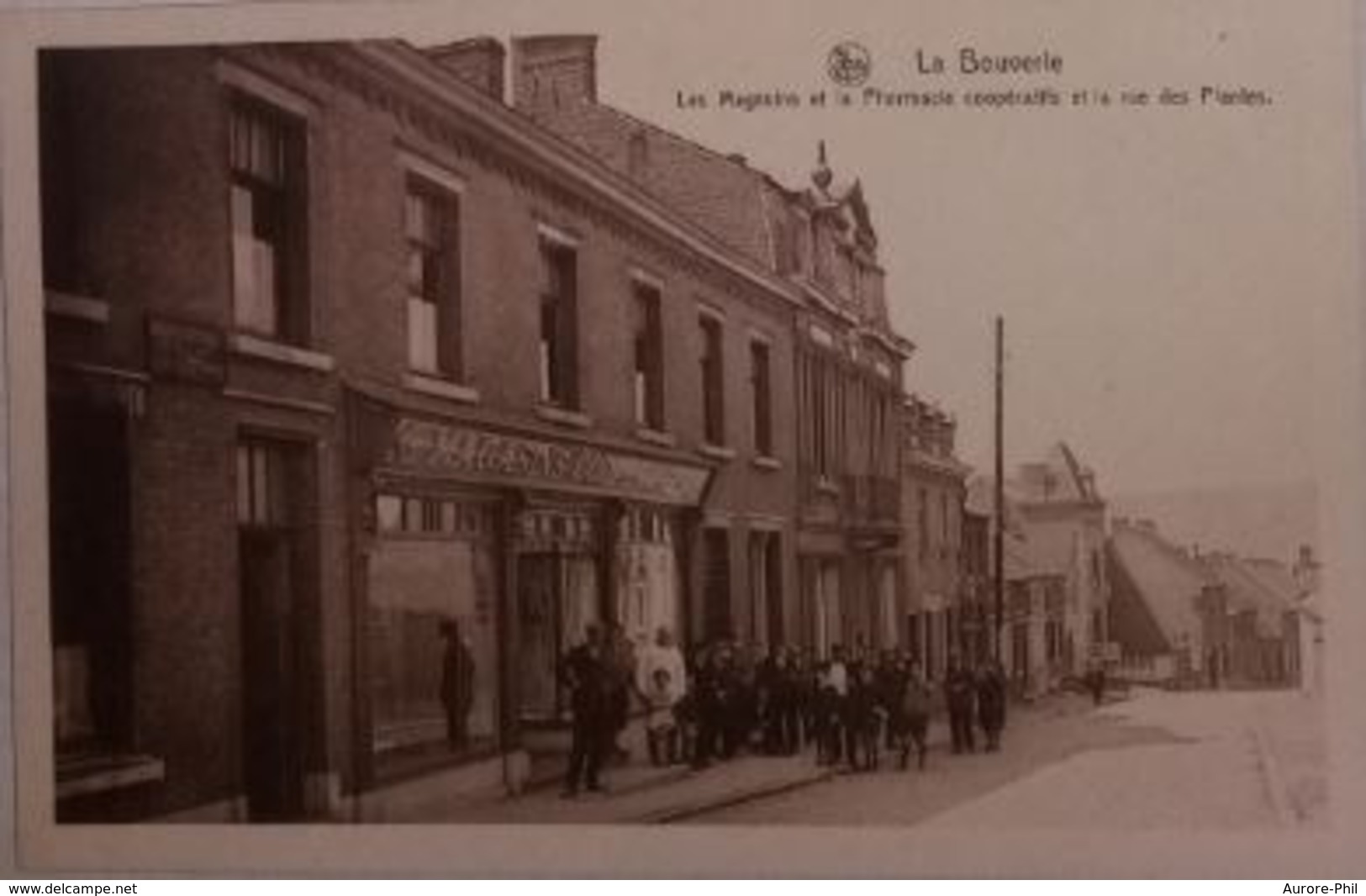 La Bouverie  Les Magasins Et La Pharmacie Rue Des Plantes - Frameries