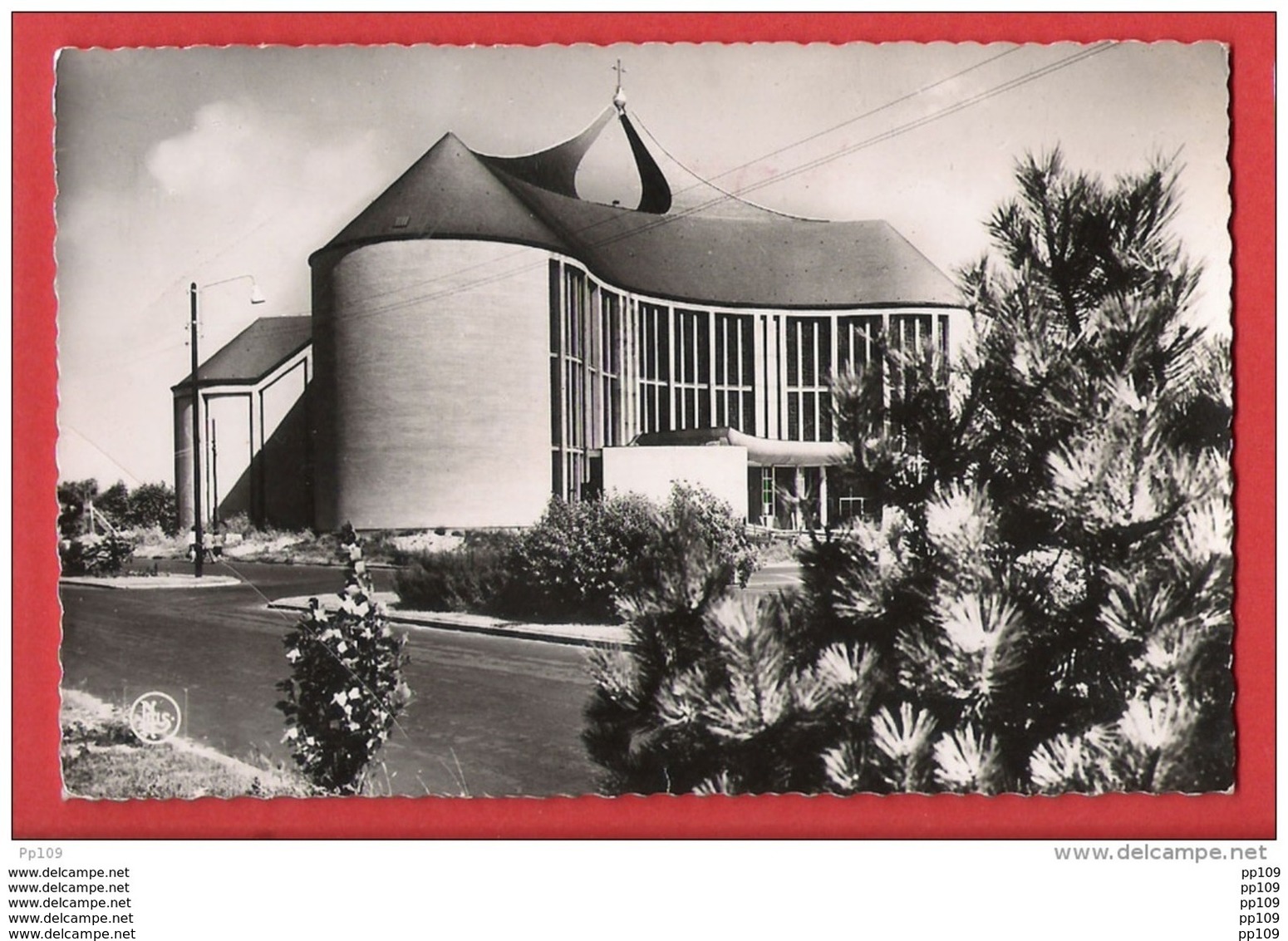 Timbres Rouleaux Sur Document - R6 - Pas Courant ! COXYDE (Eglise Des Dunes)  1965 Vers Lourdes - Rouleaux