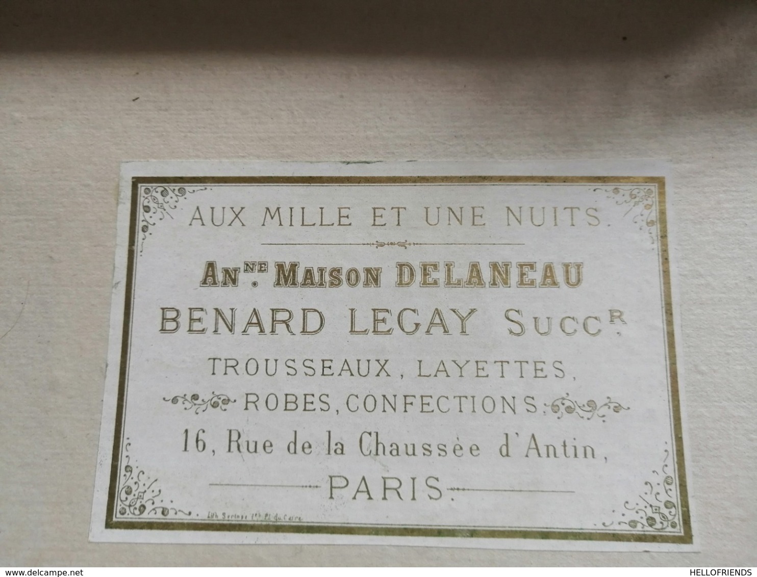 RARE : LOT DE DENTELLES DANS SA BOITE D'ORIGINE ANC: MAISON DELANEAU - Dentelles Et Tissus