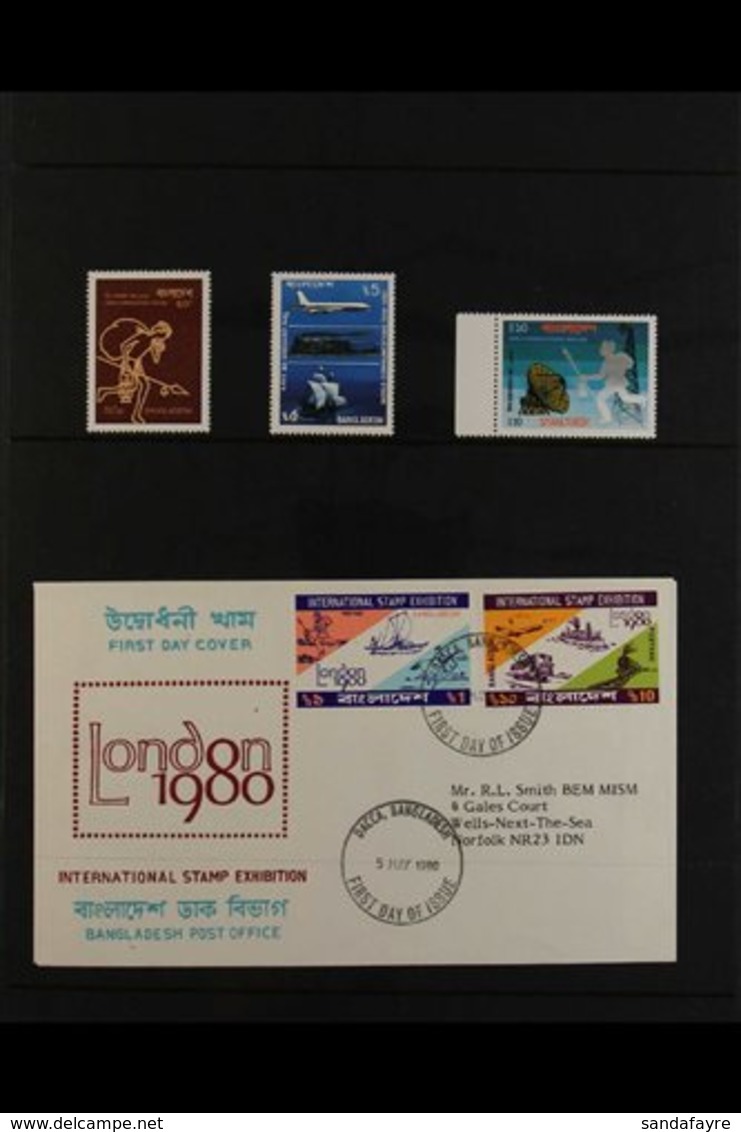 RAILWAYS ON STAMPS - ASIAN COUNTRIES A Magnificent Two Volume Thematic Collection Containing Mint And Used Stamps (with  - Unclassified