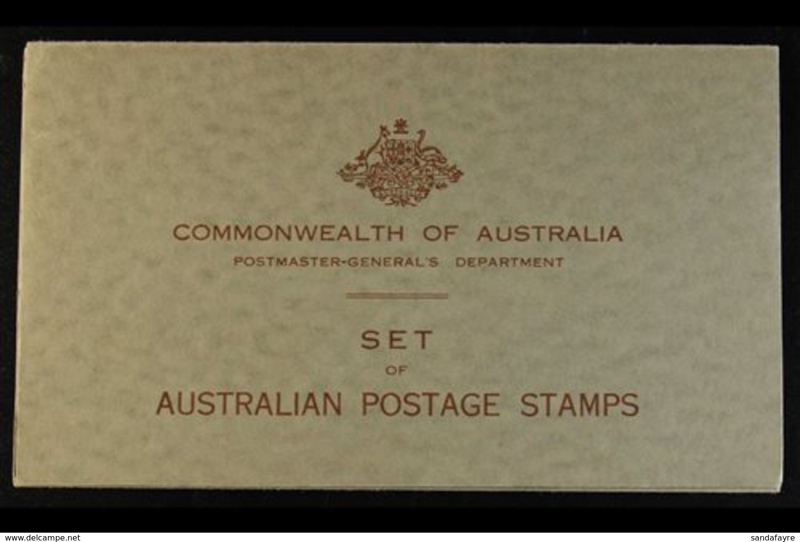 1934 PRESENTATION PACK A Grey Green Folder Inscribed "Commonwealth Of Australia / Postmaster-General's Department / Set  - Andere & Zonder Classificatie