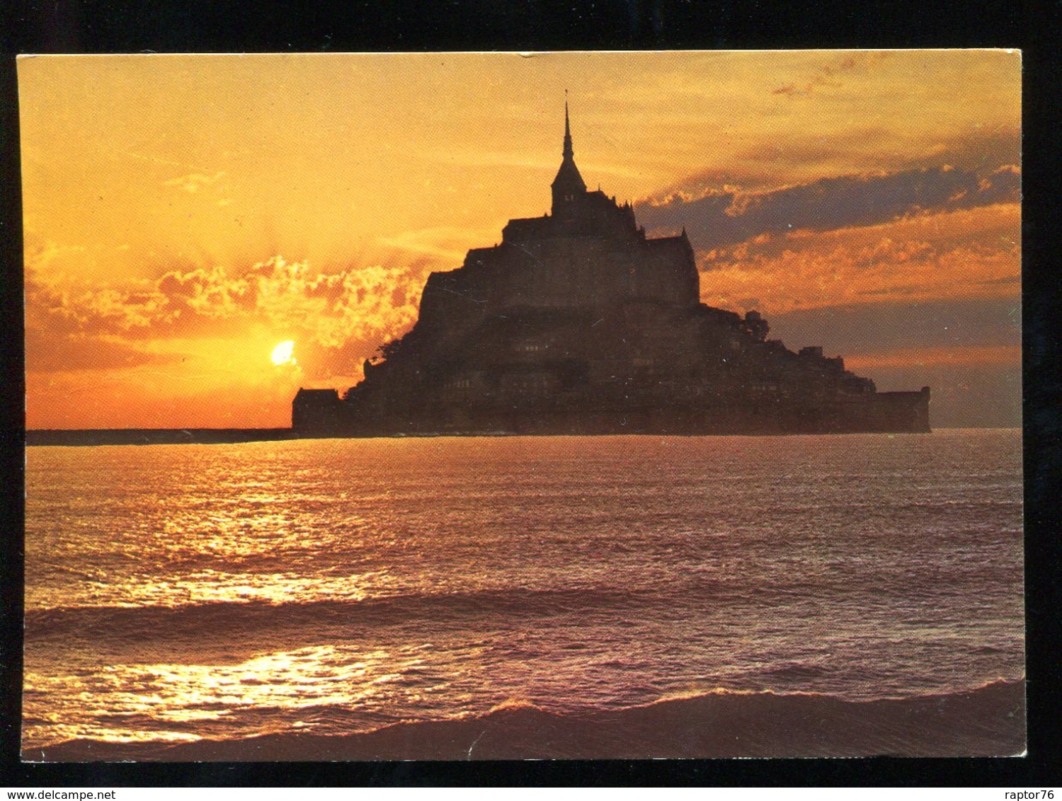 CPM 50 LE MONT SAINT MICHEL Au Soleil Couchant - Le Mont Saint Michel