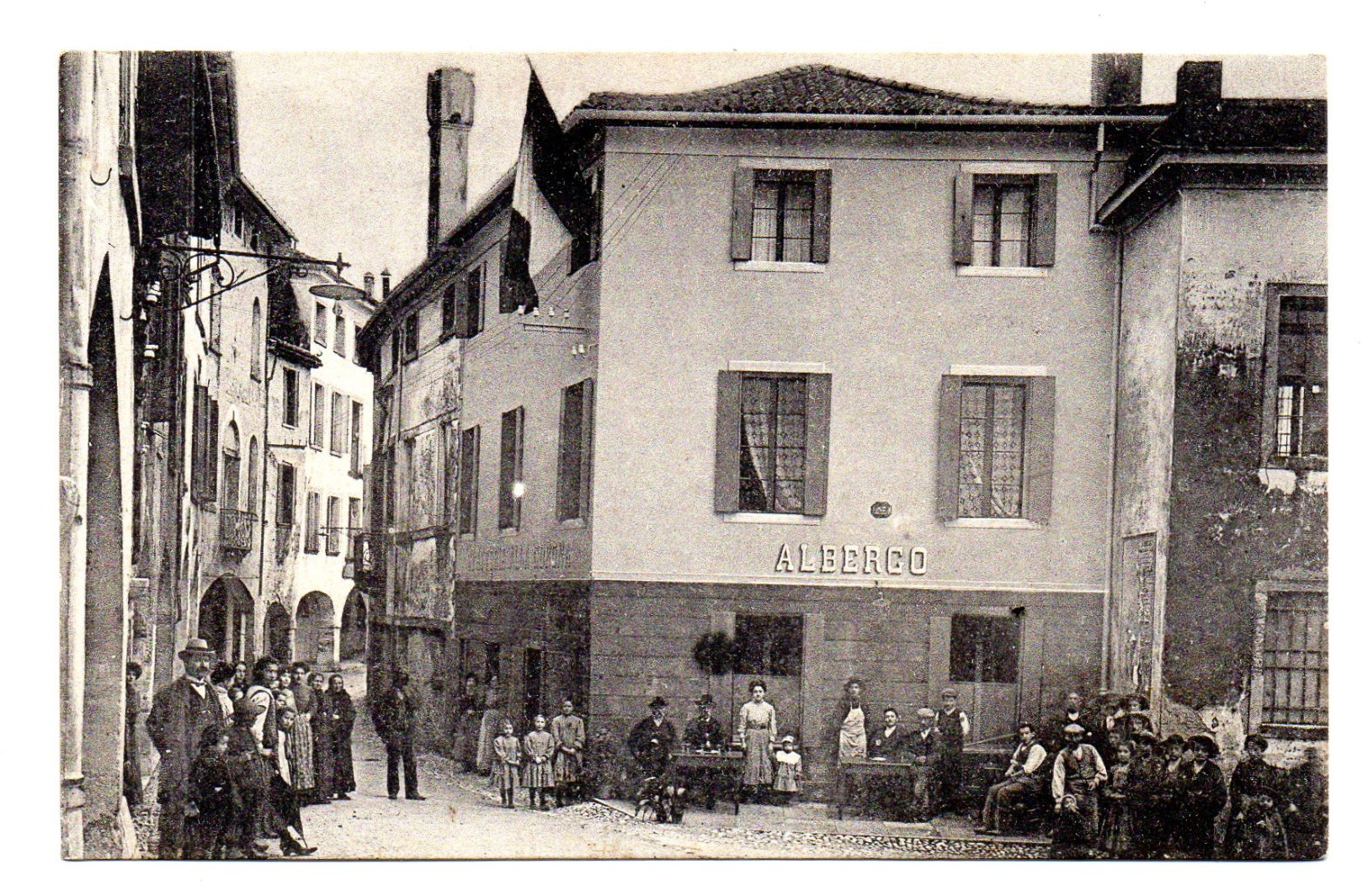 Albergo Alla Corona Via Borgonovello  Asolo - Autres & Non Classés