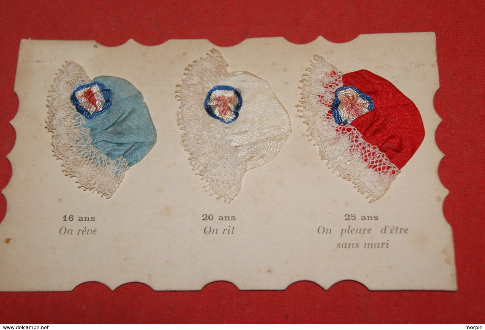 Cpa SAINTE-CATHERINE ( 1 ) -fantaisie ,  Bonnet Tissu Et Dentelle , Bleu , Blanc Rouge - Femmes