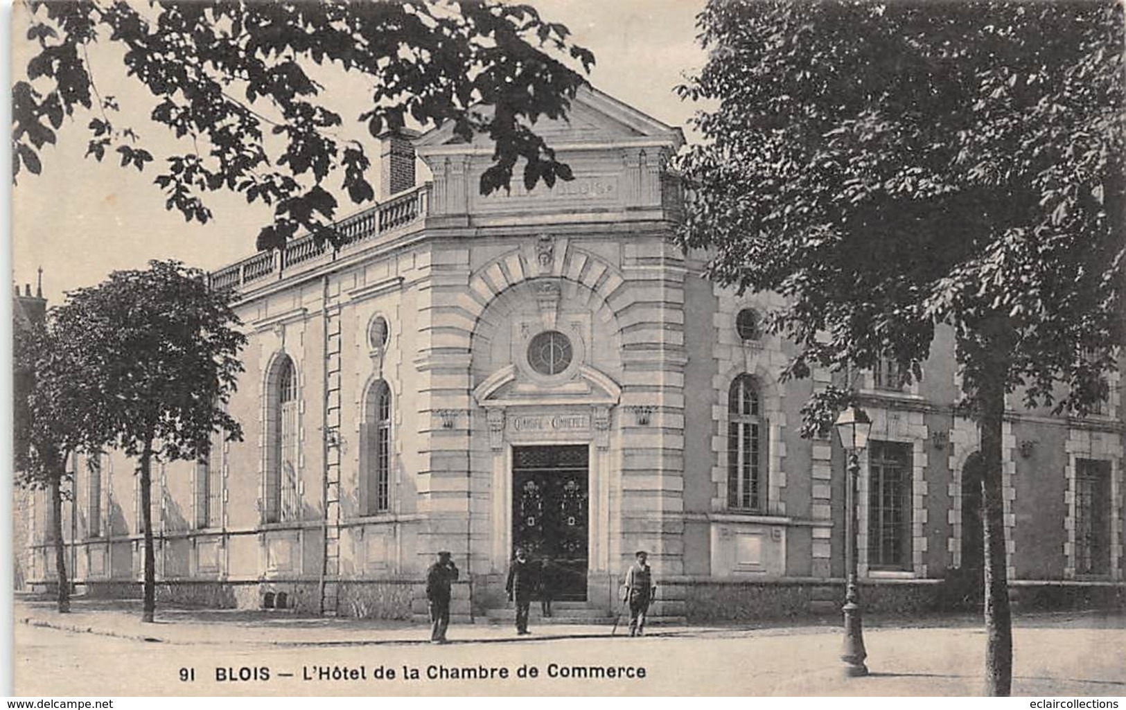 Thème  Banque-Assurance :    41  Blois    Hôtel ,de La Chambre De Commerce   (voir Scan). - Banques