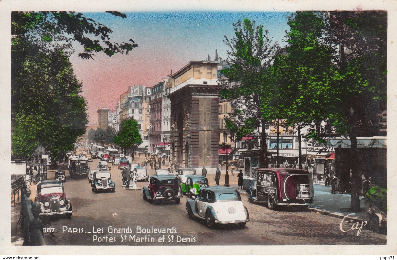 Automobiles  Sur Le Grand Boulevards Porte St Martin Et St Denis à Paris - Buses & Coaches