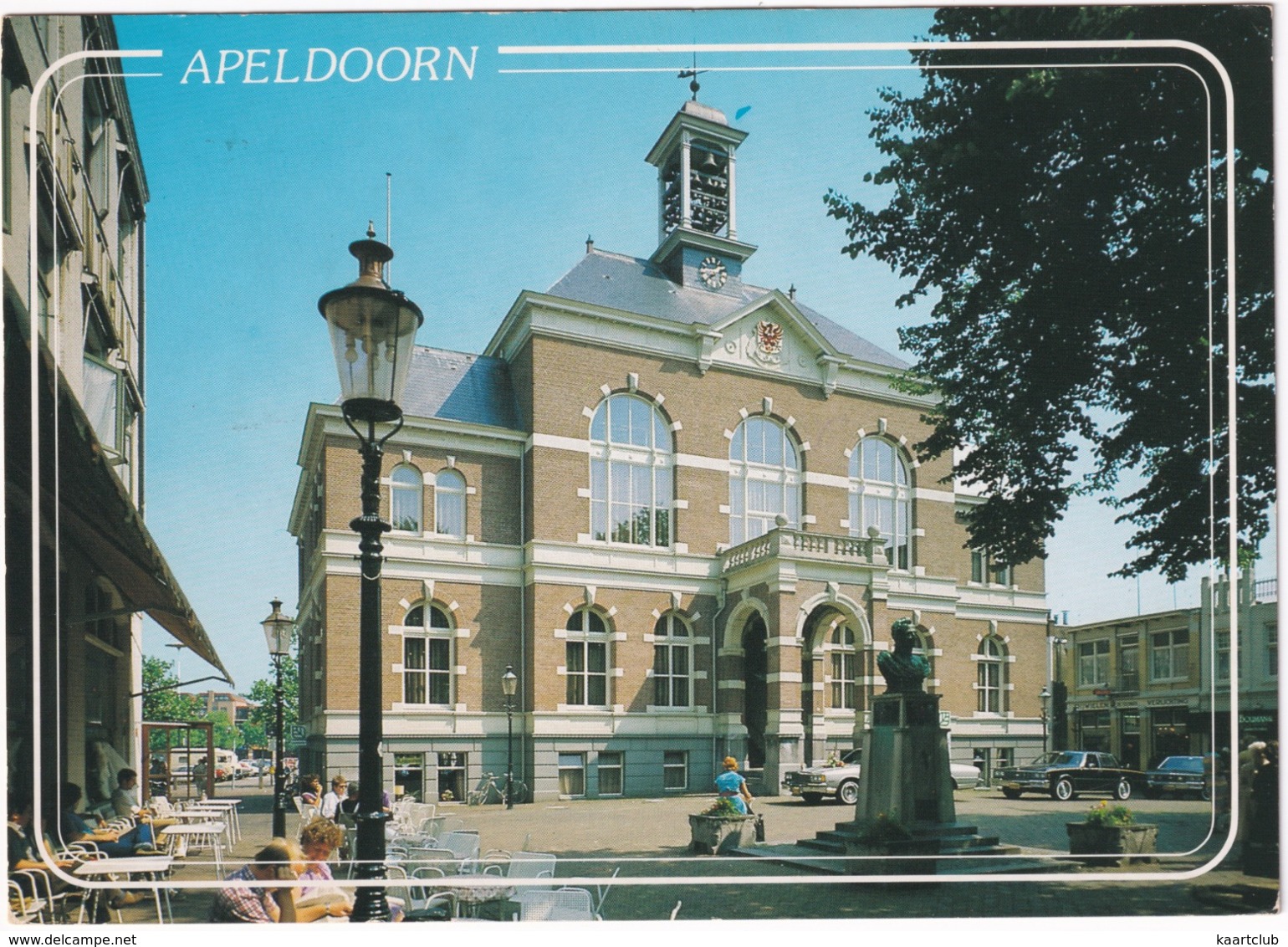 Apeldoorn : 2x CHEVROLET CAPRICE LIMO WEDDING-CAR - Gemeentehuis - Passenger Cars