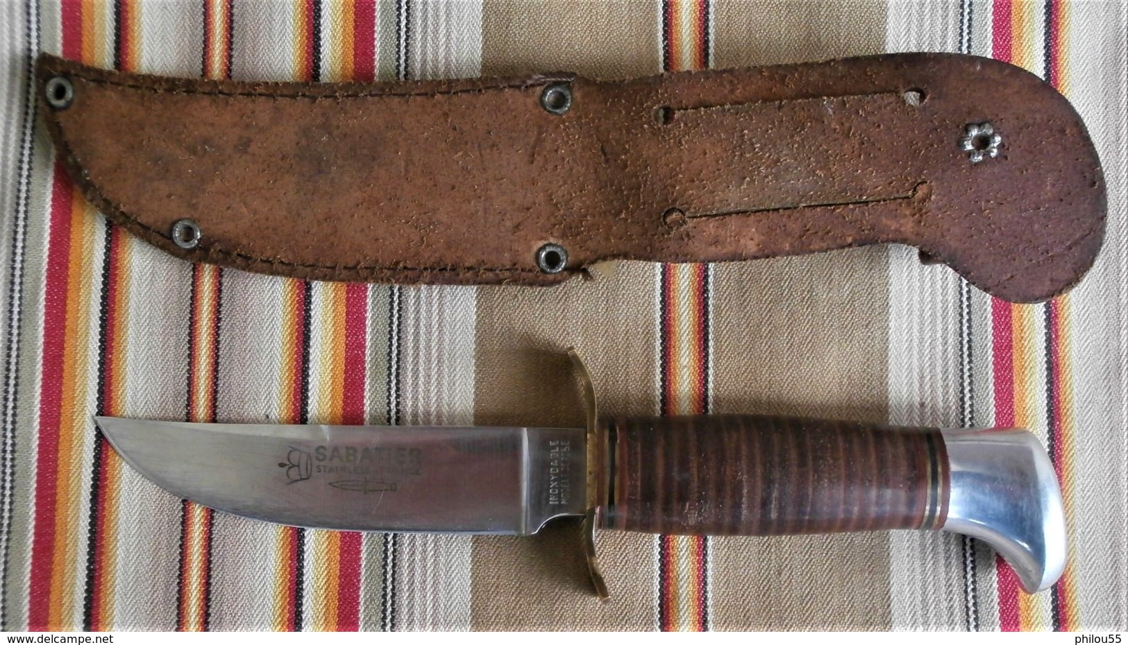 Ancien Couteau De Scout , Chasse SABATIER - Armes Blanches