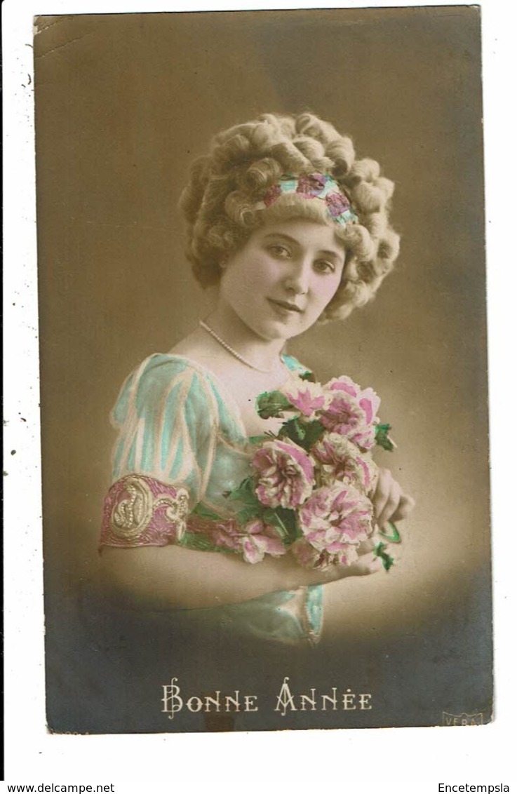 CPA-Carte Postale-FRANCE-Bonne Année-une Jeune Femme Avec Des Boucles Dans Ses Cheveux  En 1917  VM7994 - Nouvel An