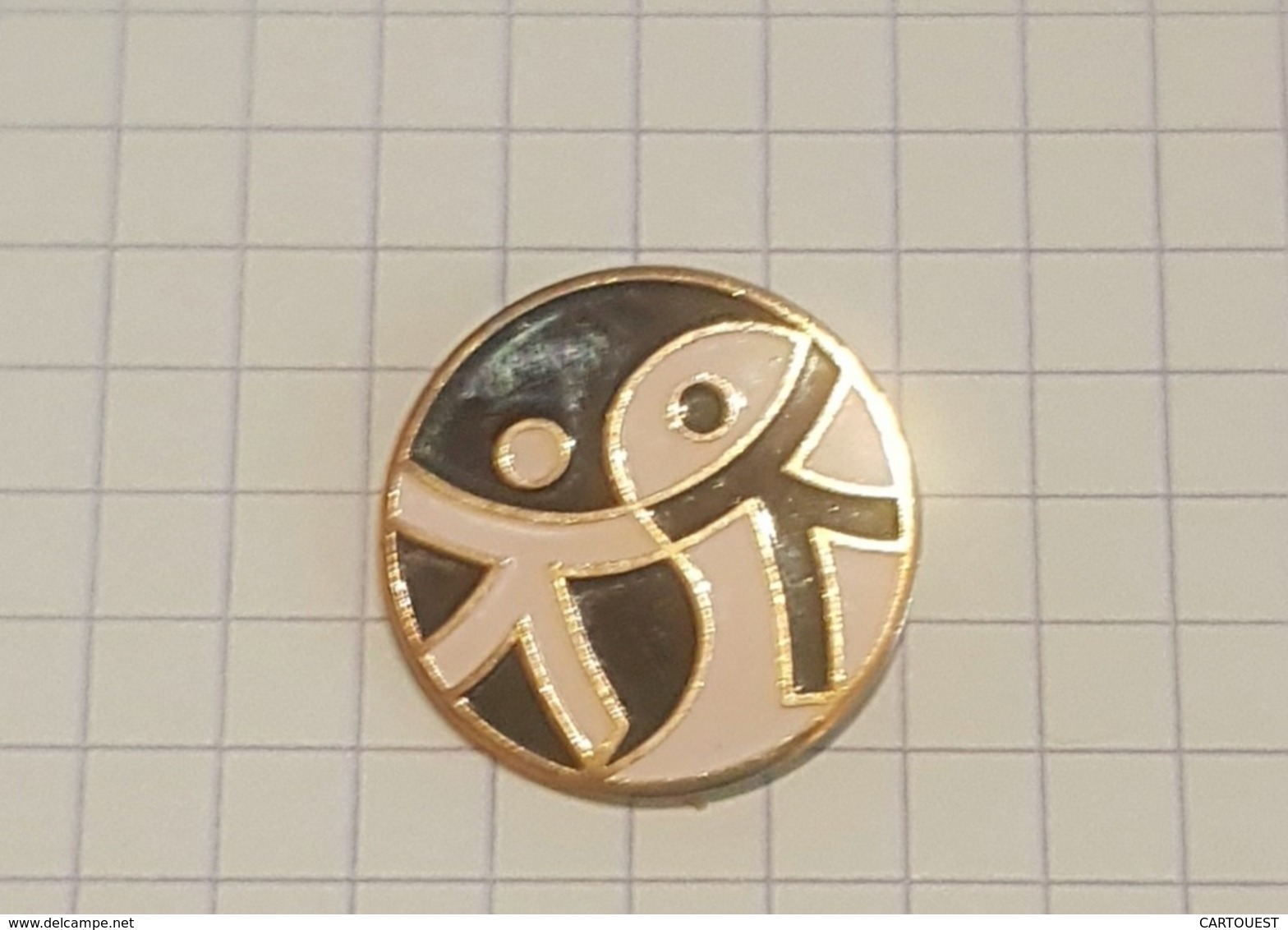 ☺♦♦ Pin's Pins / THÈME Philosophie Chinoise YIN ET YANG ֎ Rare Et De Belle Qualité ֎  " Style Keith Haring " - Autres & Non Classés