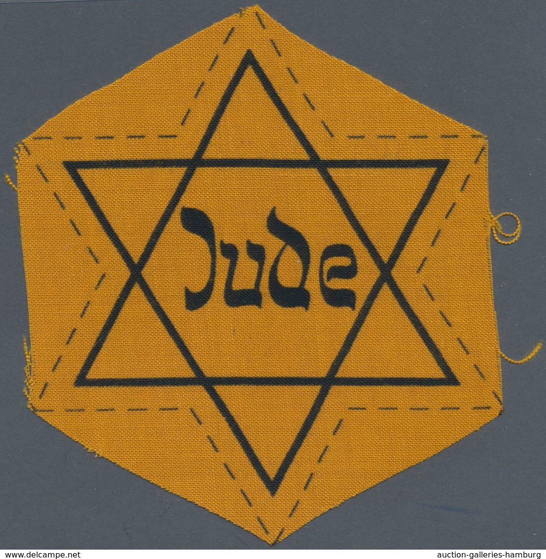 Thematik: Judaika / Judaism: Ca. 1940, Original Gelber "Judenstern" Ungetragen Und Noch Unbeschnitte - Unclassified