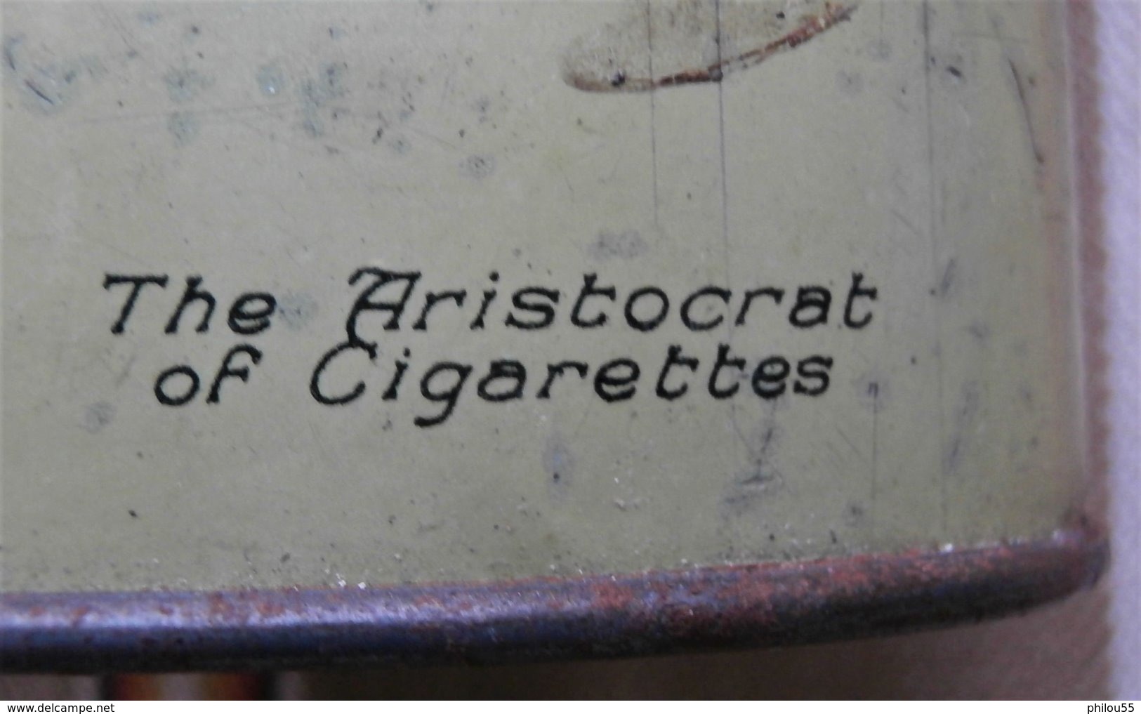 Ancienne Boite A Cigarettes En Tole "De Reszke" MINORS J. MILLLHOFF & C° LTD PICCADILLY. W. - Etuis à Cigarettes Vides