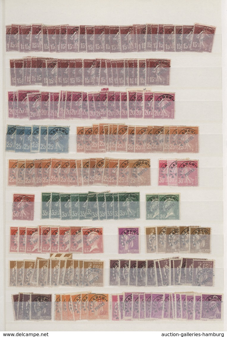 Frankreich - Vorausentwertungen: 1921/2008, Accumulation Of More Than 1.200 Stamps, Well Filled Thro - Sonstige & Ohne Zuordnung