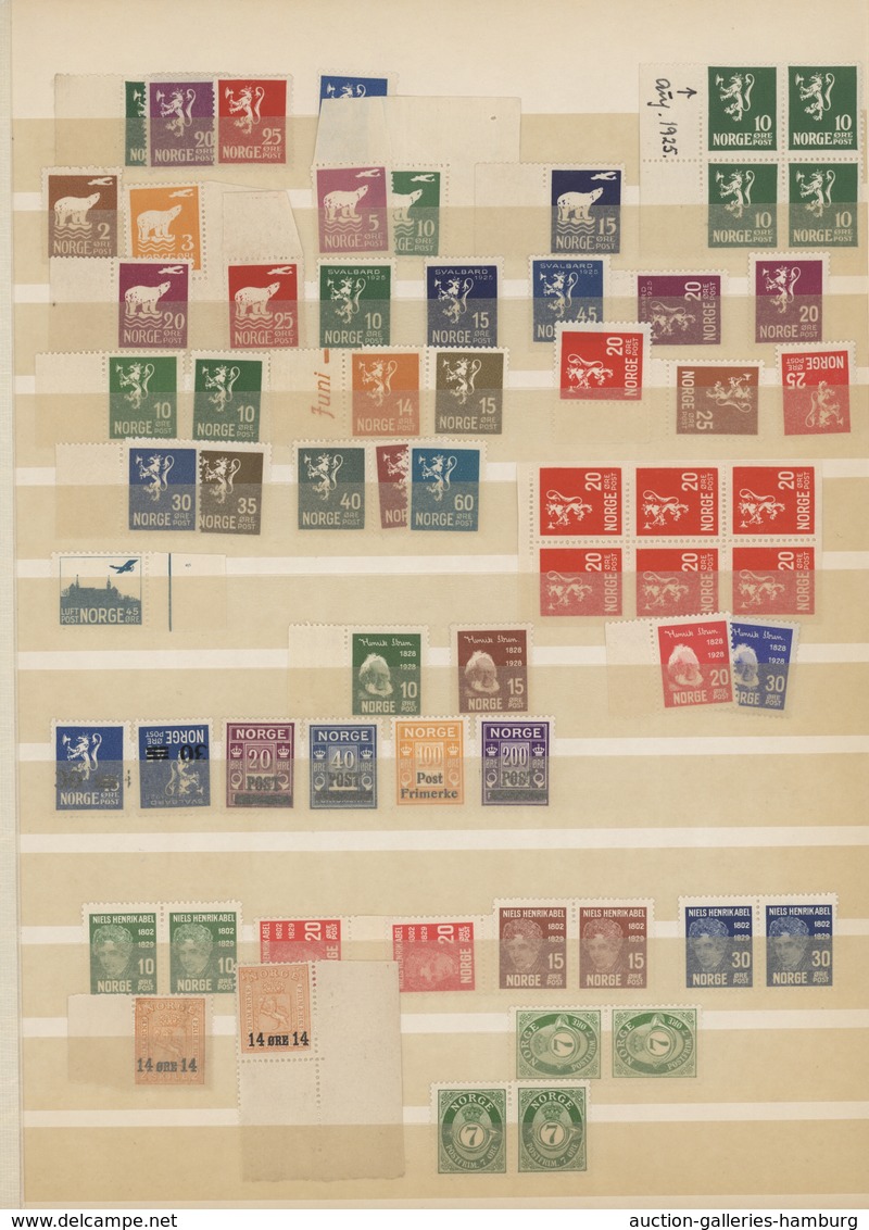 Norwegen: 1922/1964, Almost Exclusively U/m Collection/accumulation (only A Few Stamps Are Hinged - - Gebraucht